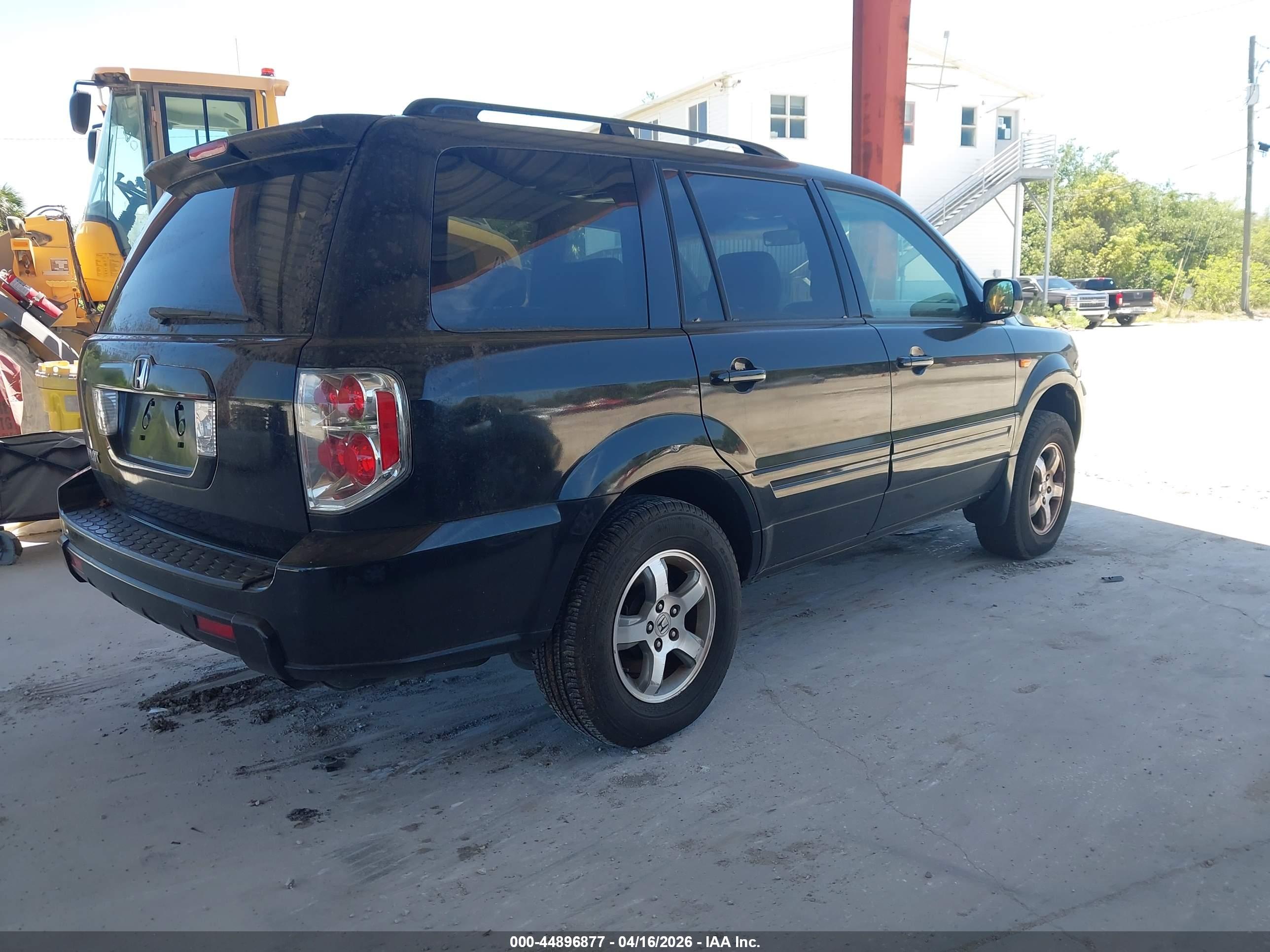 HONDA PILOT image 4