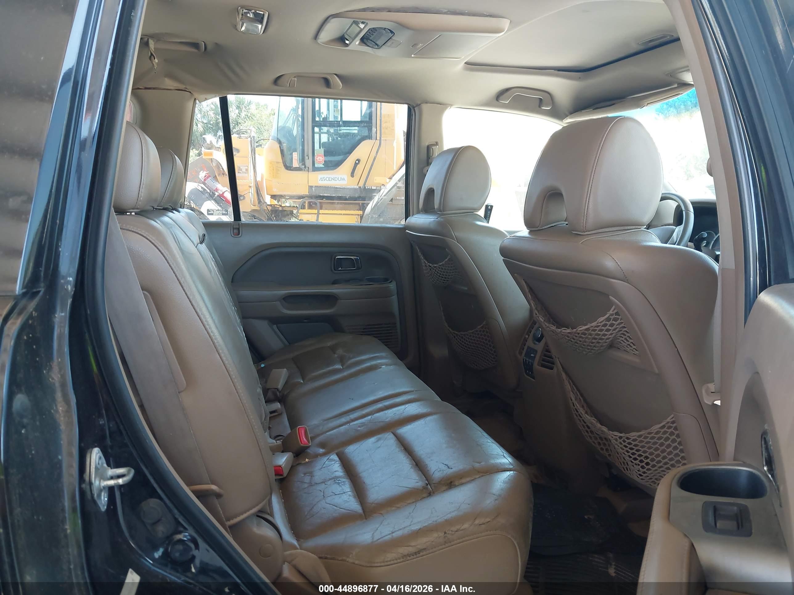 HONDA PILOT image 8