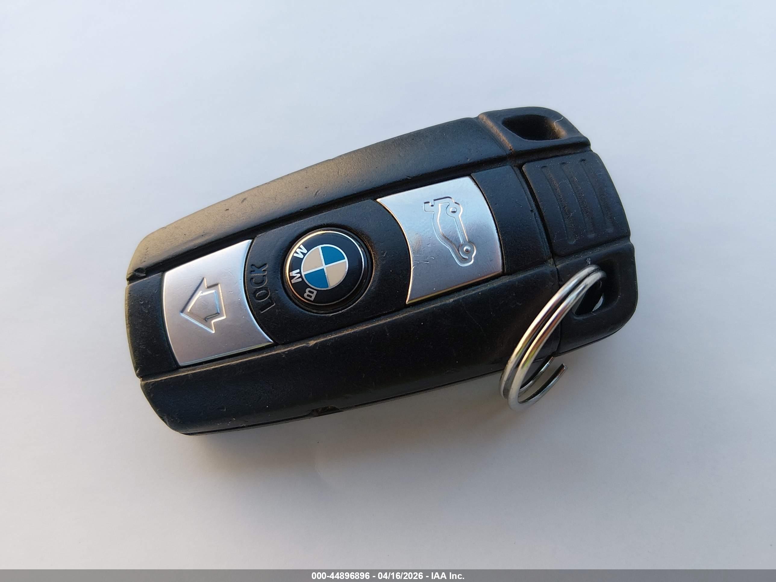 BMW 328I image 11