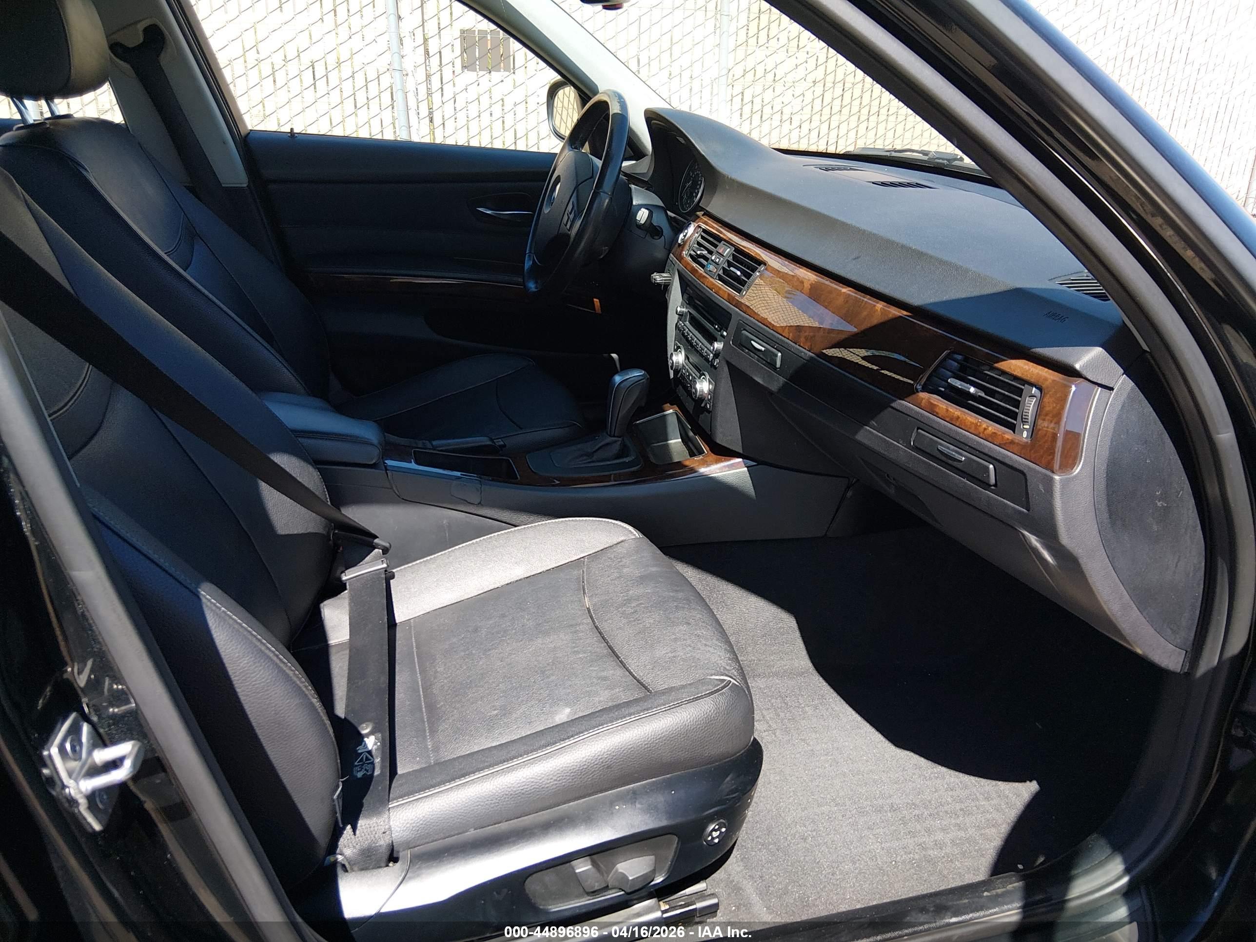 BMW 328I image 5