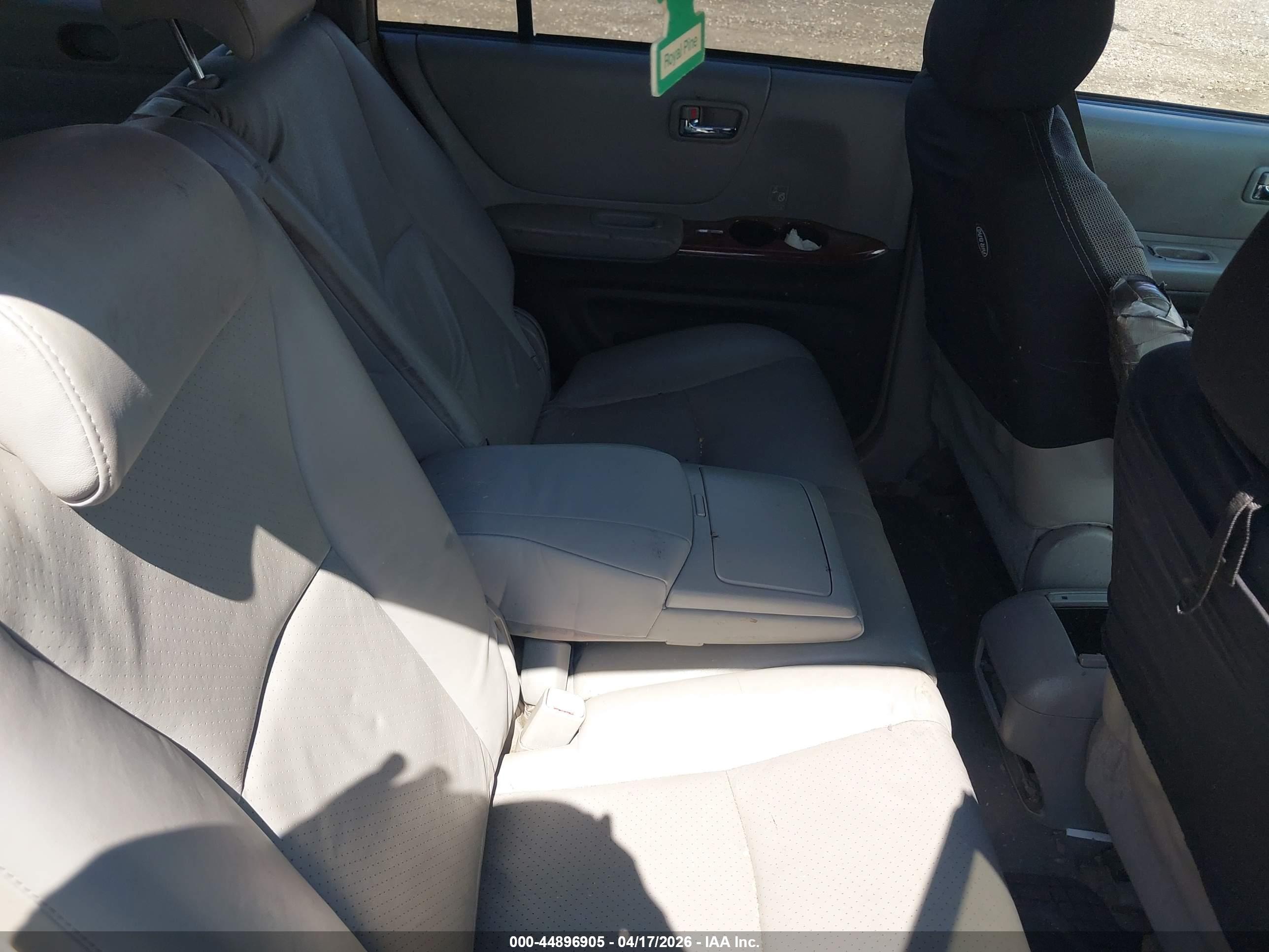 TOYOTA HIGHLANDER image 8
