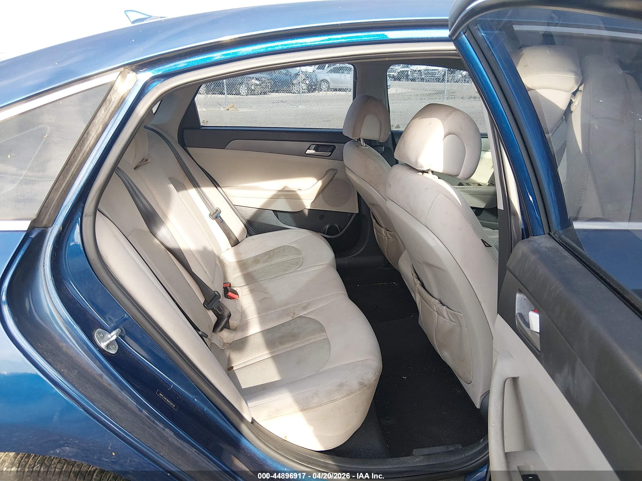 HYUNDAI SONATA image 8