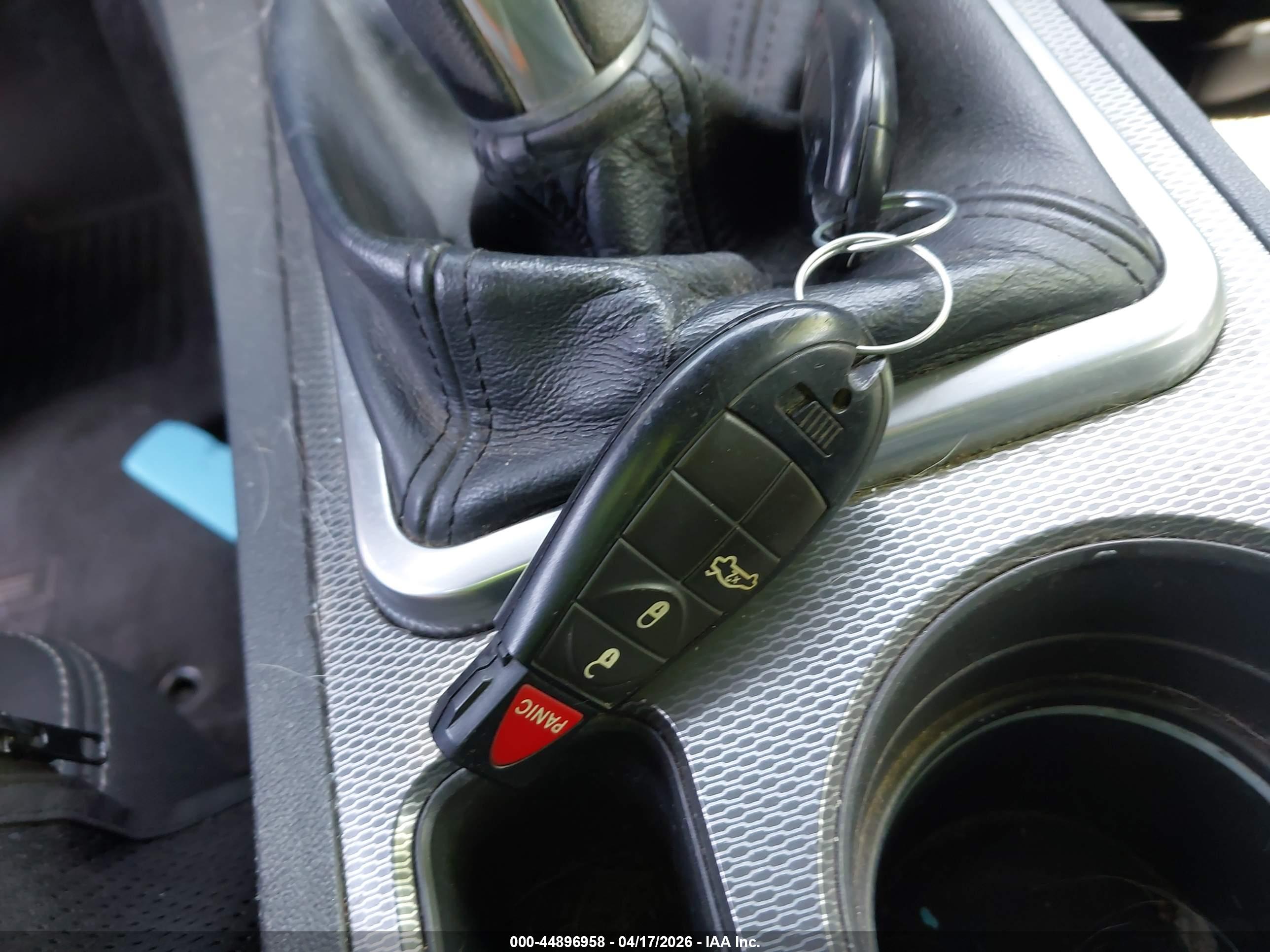 DODGE CHALLENGER image 11