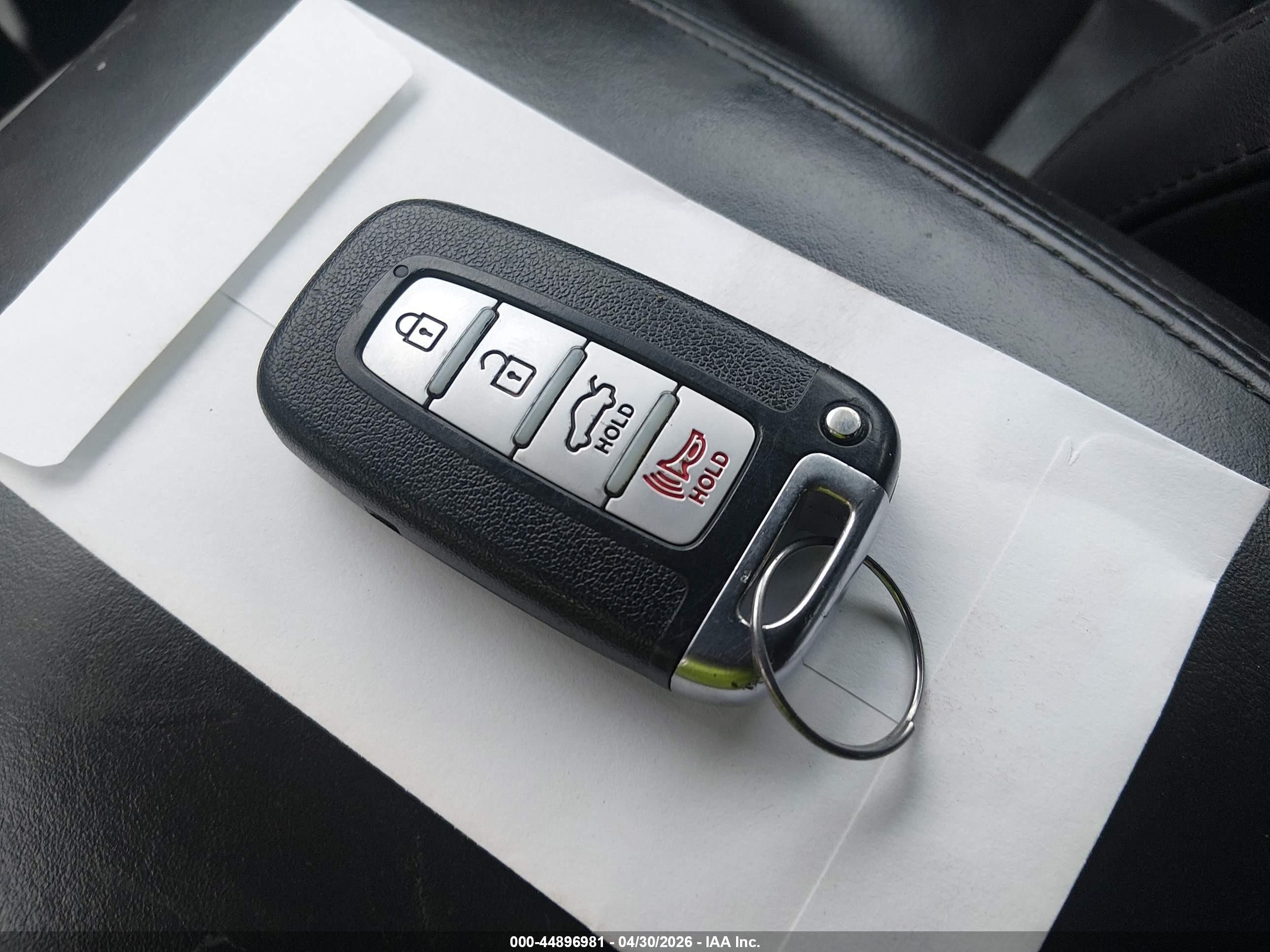 HYUNDAI AZERA image 11