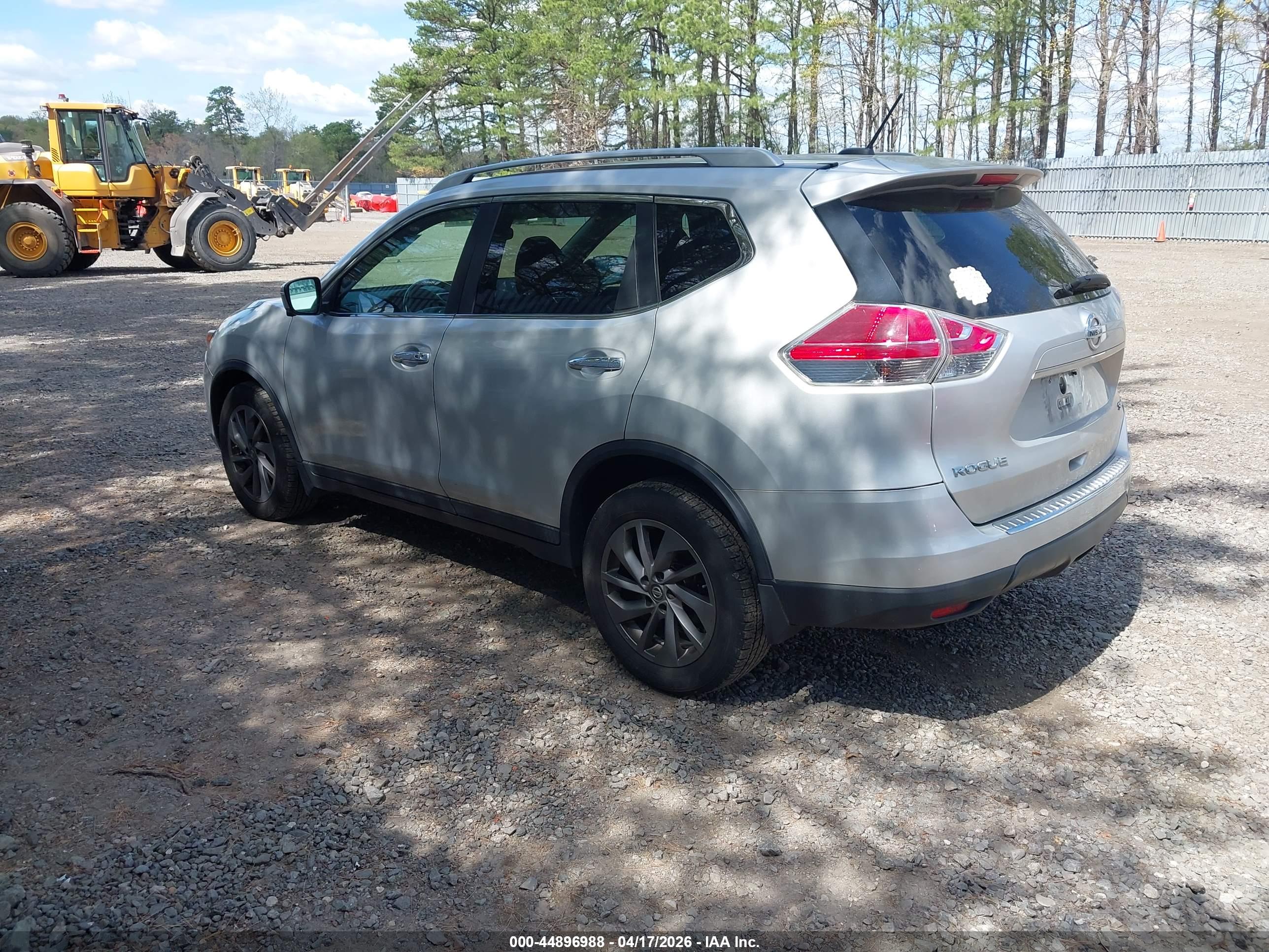 NISSAN ROGUE image 3