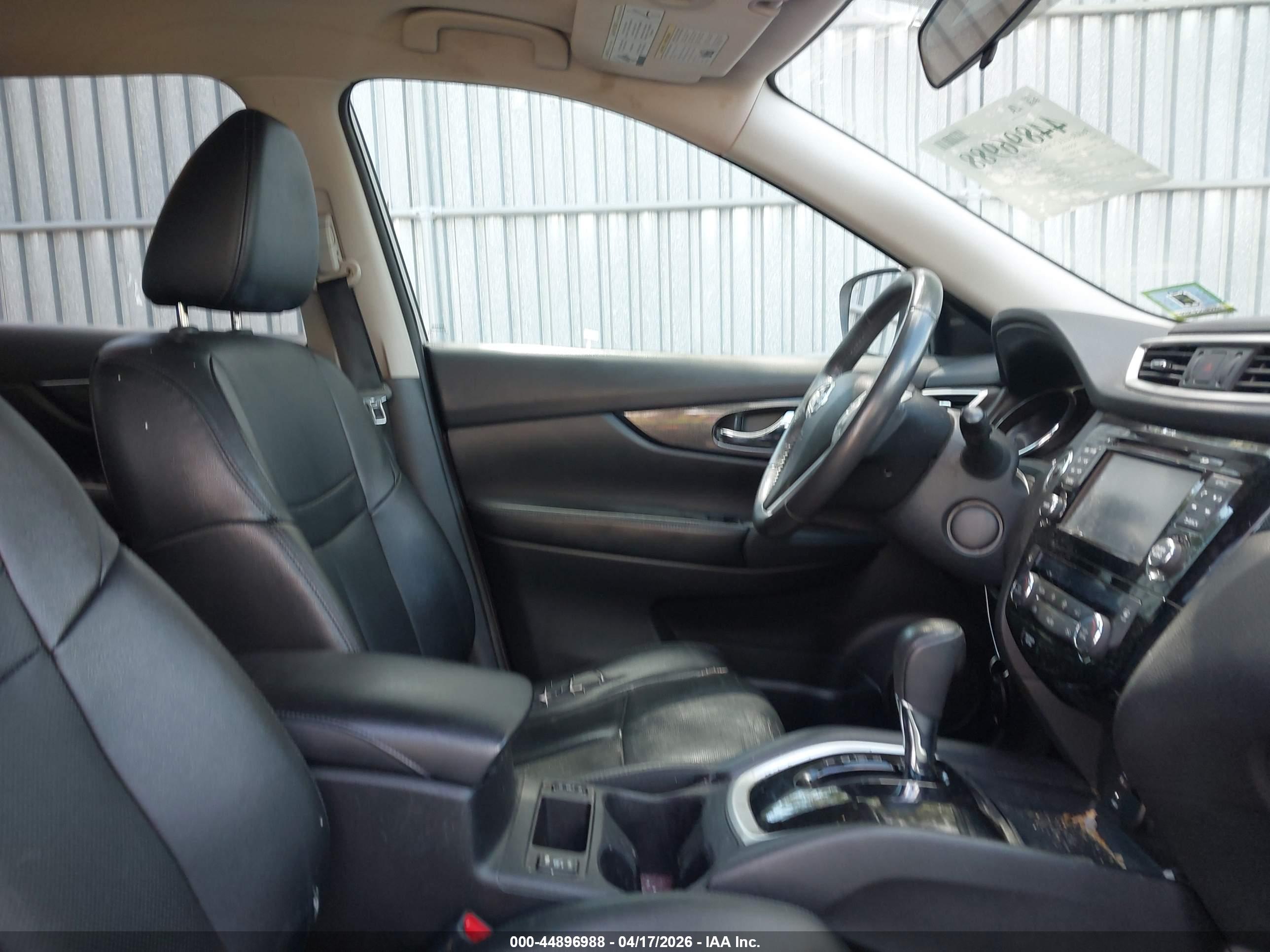 NISSAN ROGUE image 5