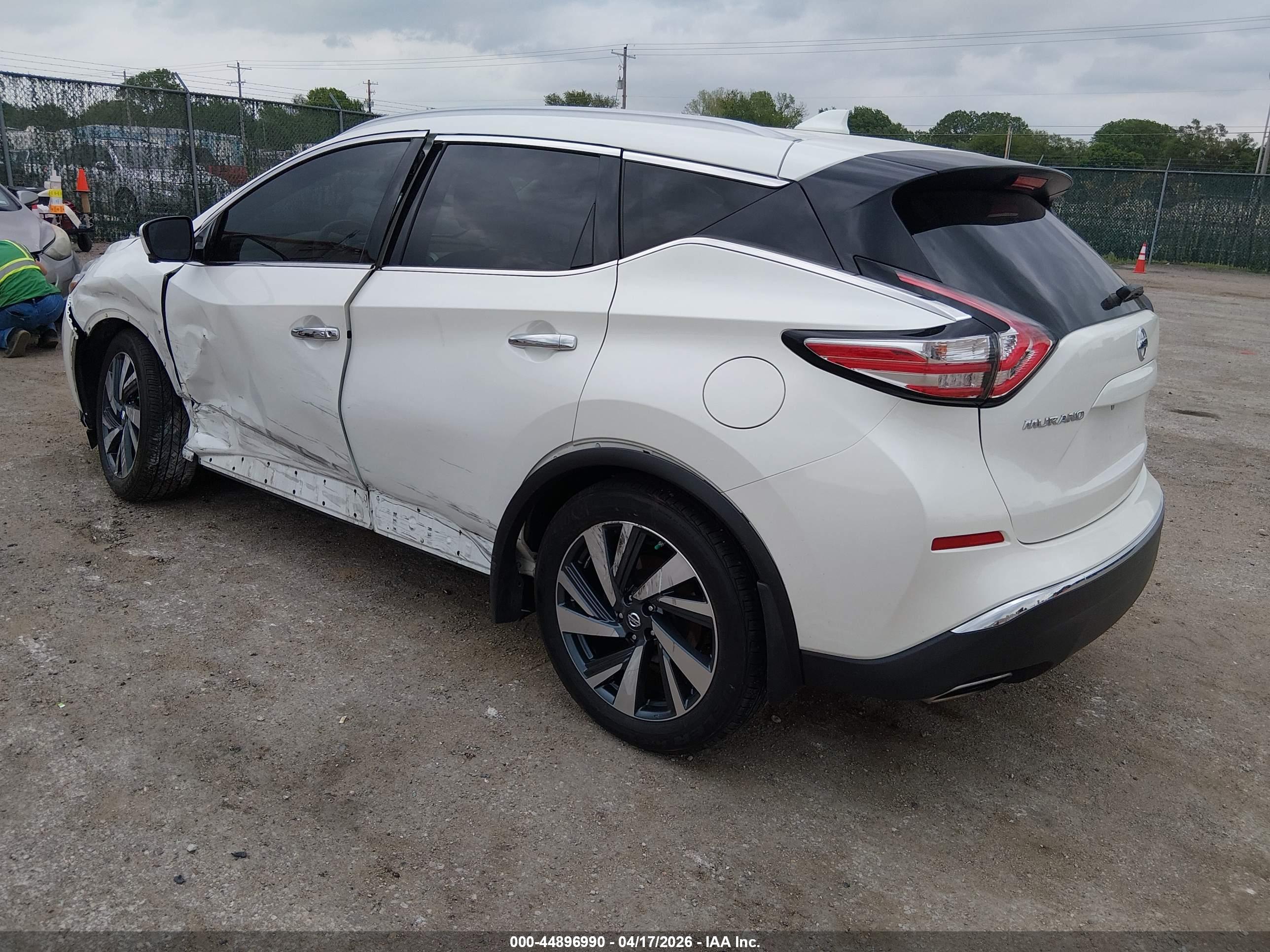 NISSAN MURANO image 3