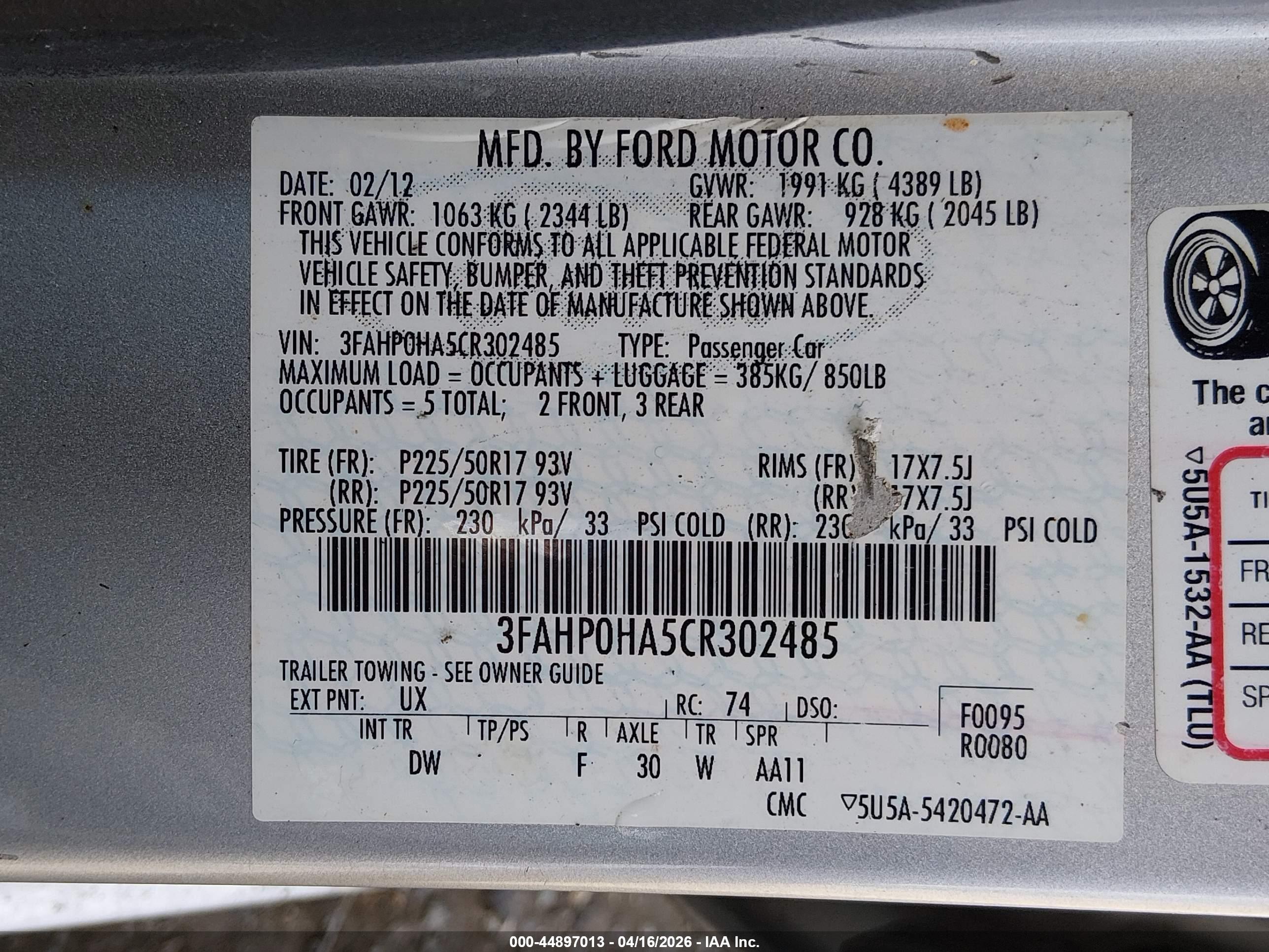 FORD FUSION image 9