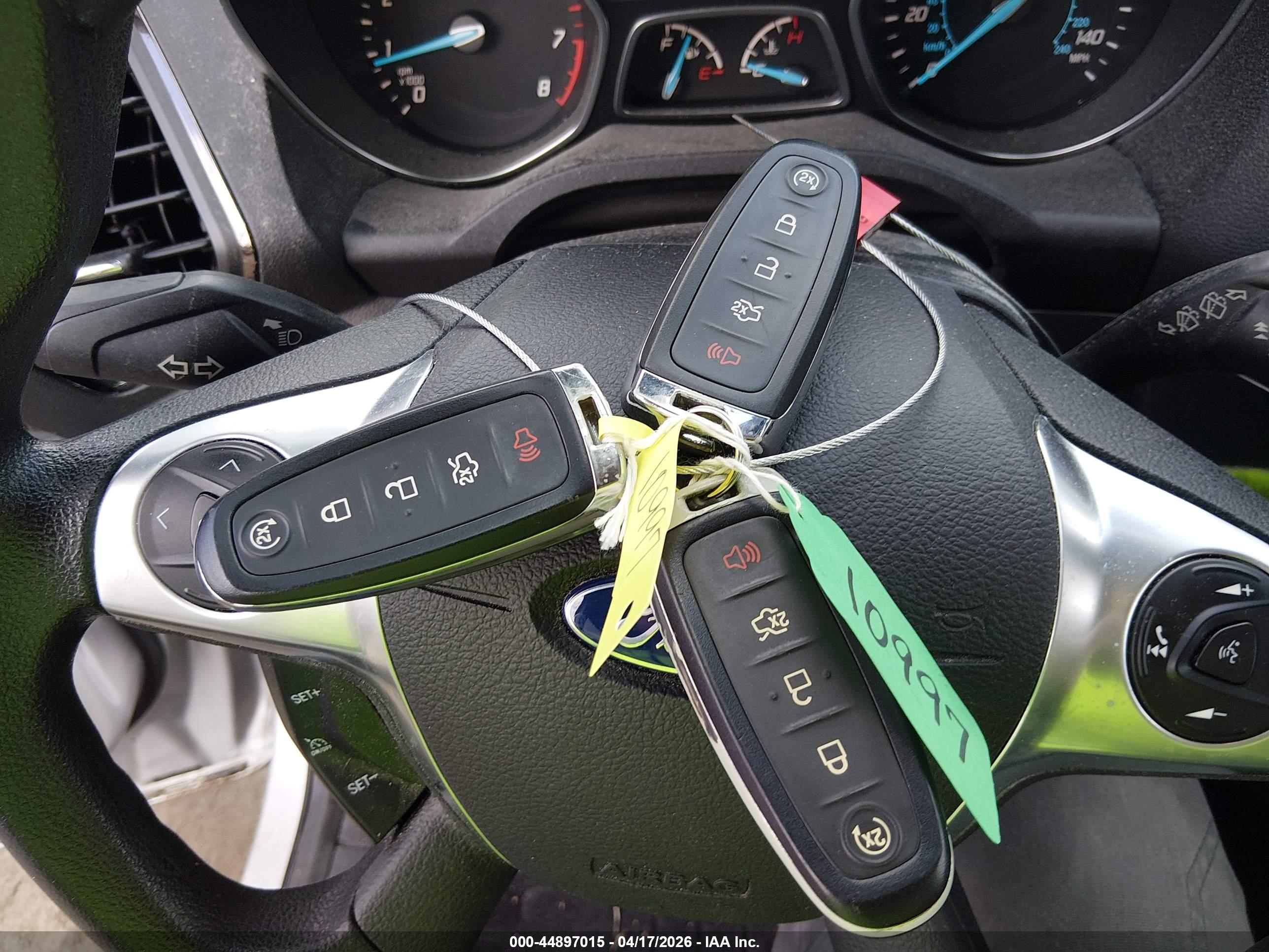 FORD ESCAPE image 11