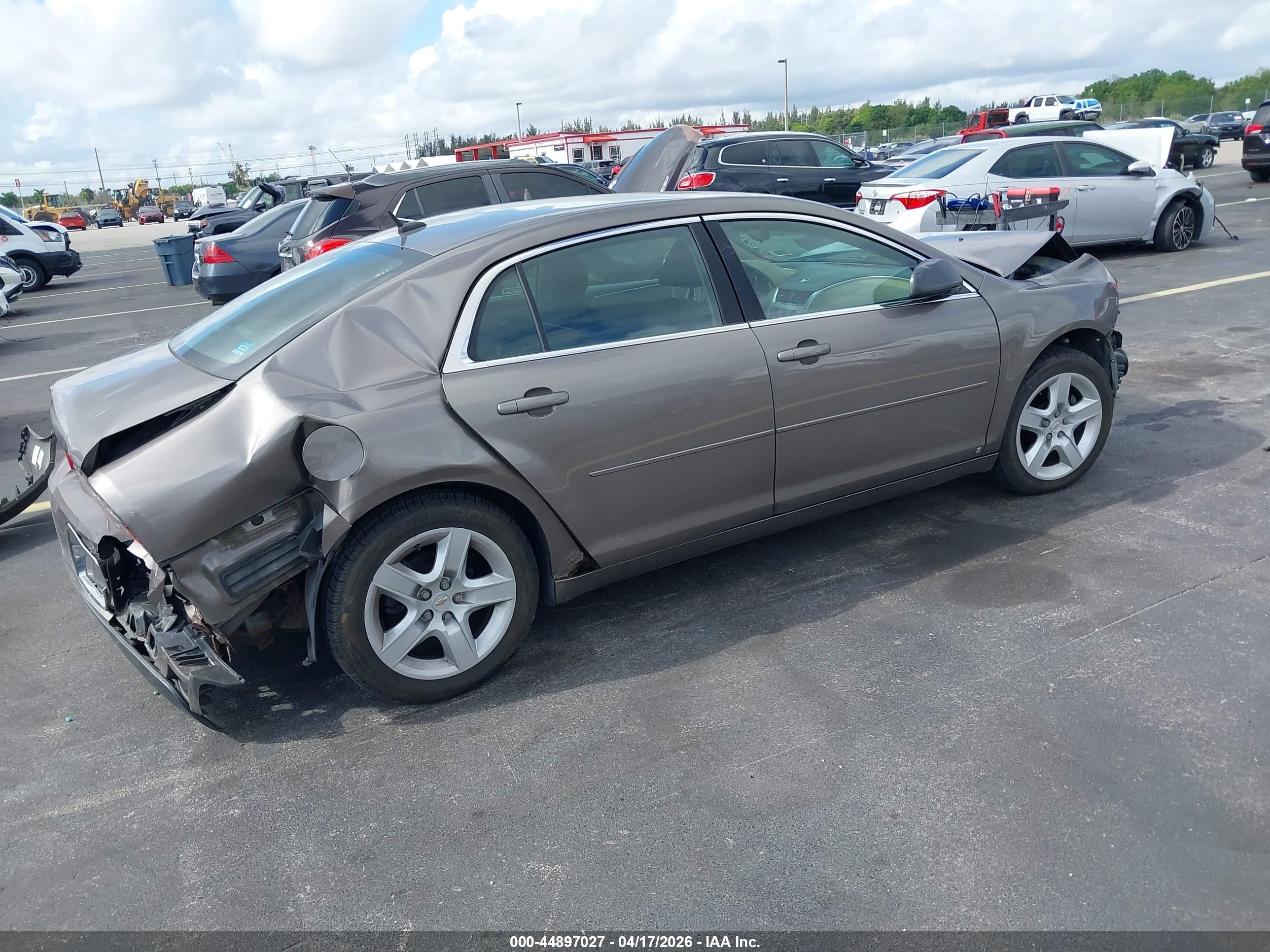 CHEVROLET MALIBU image 4