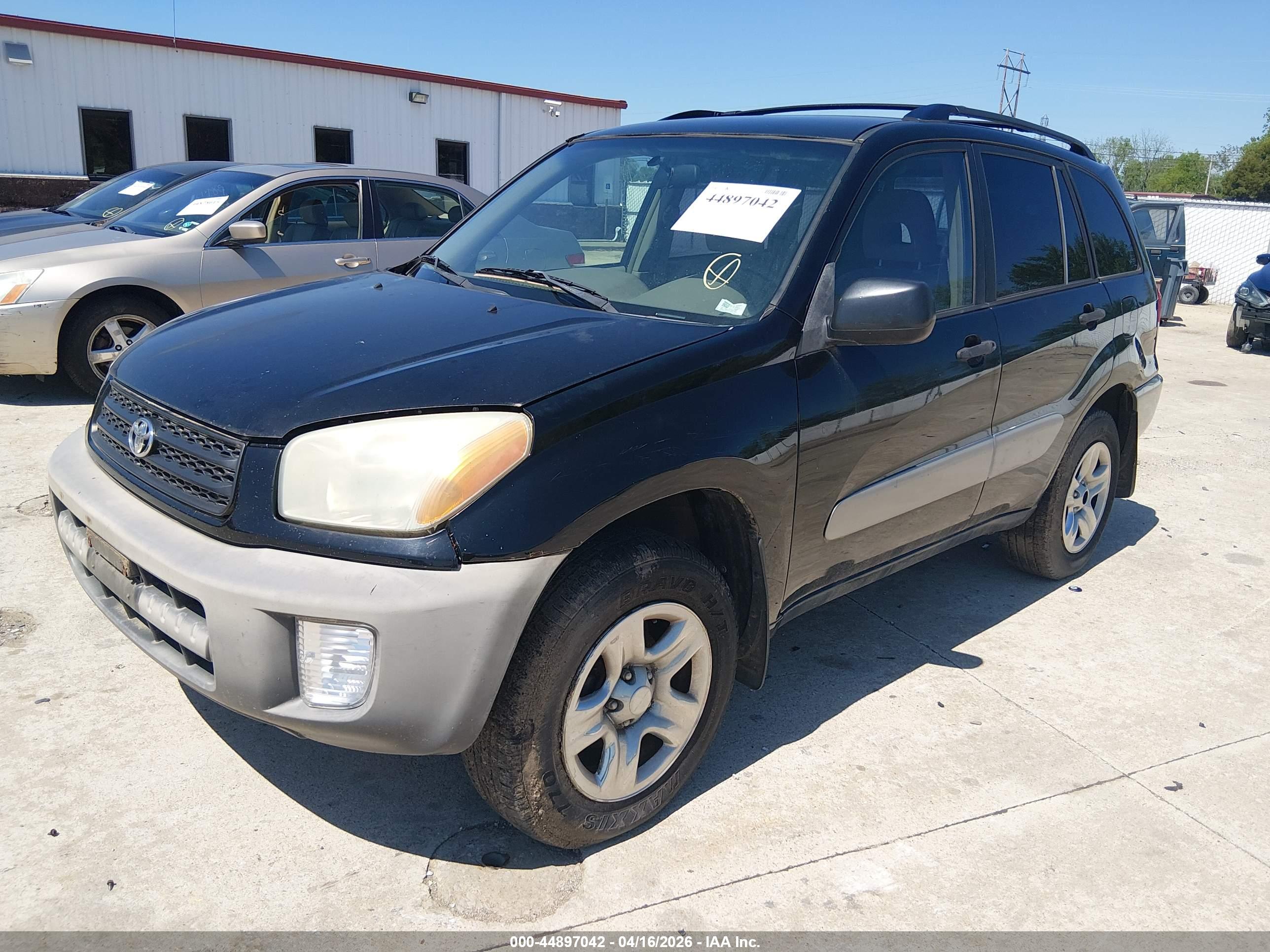 TOYOTA RAV4 image 2