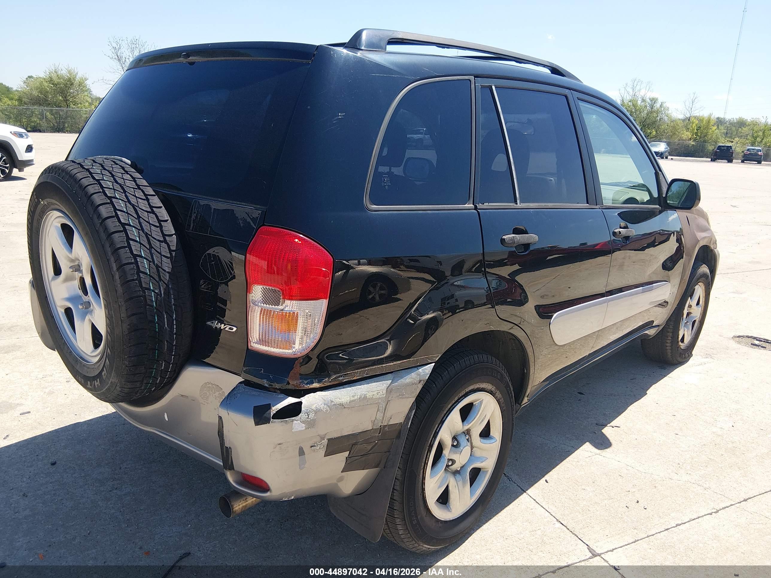 TOYOTA RAV4 image 4