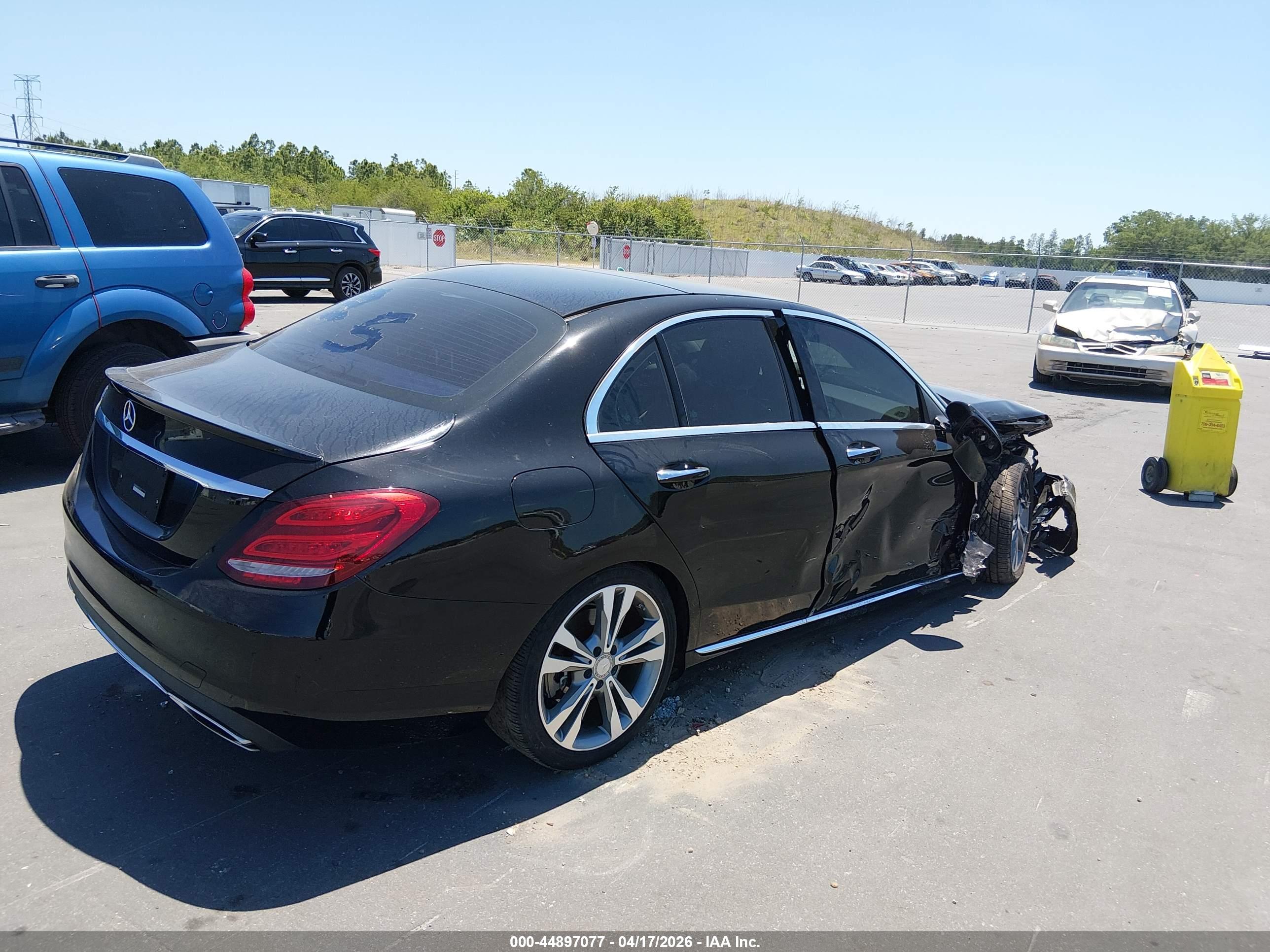MERCEDES-BENZ C image 4