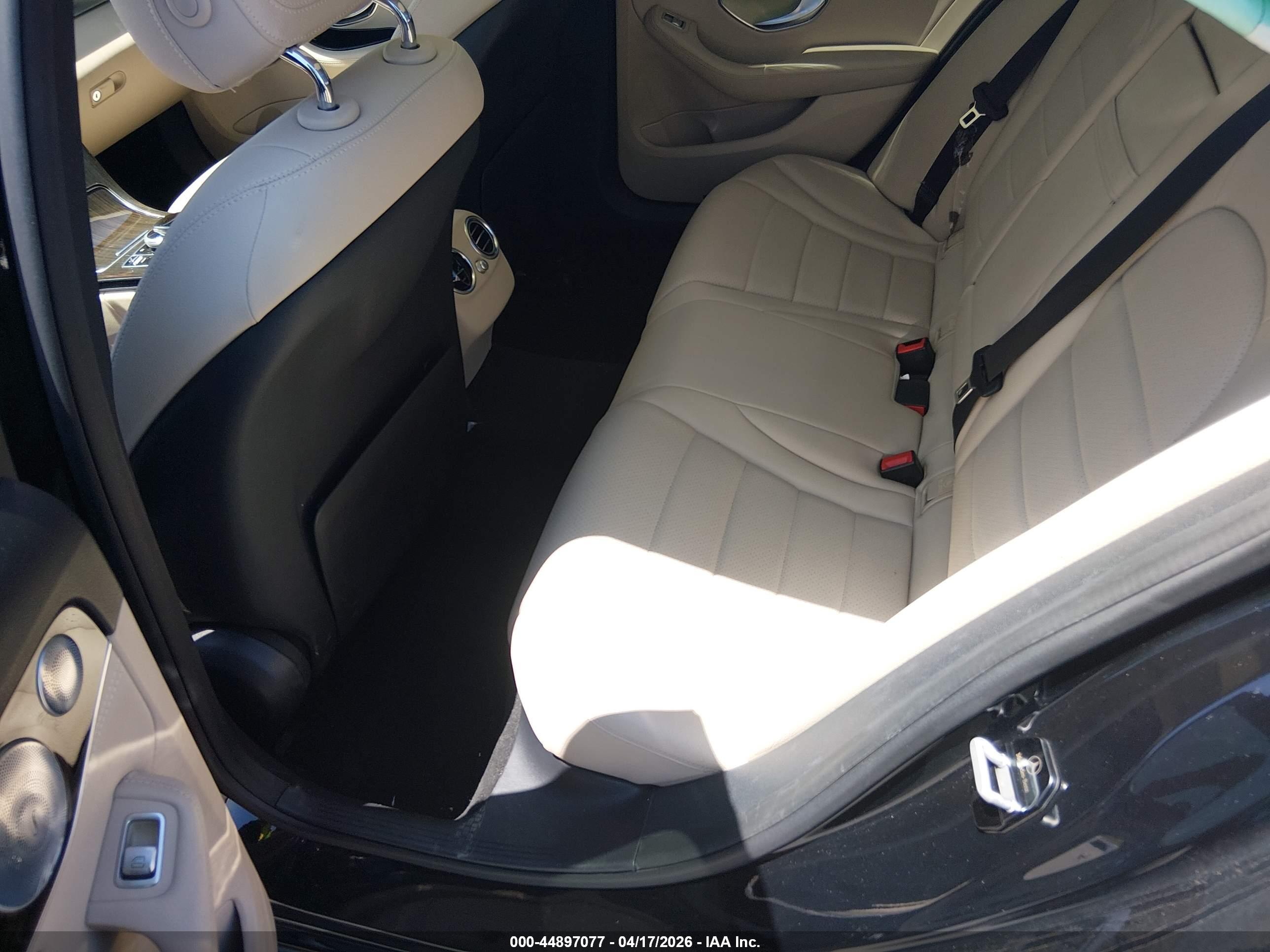 MERCEDES-BENZ C image 8