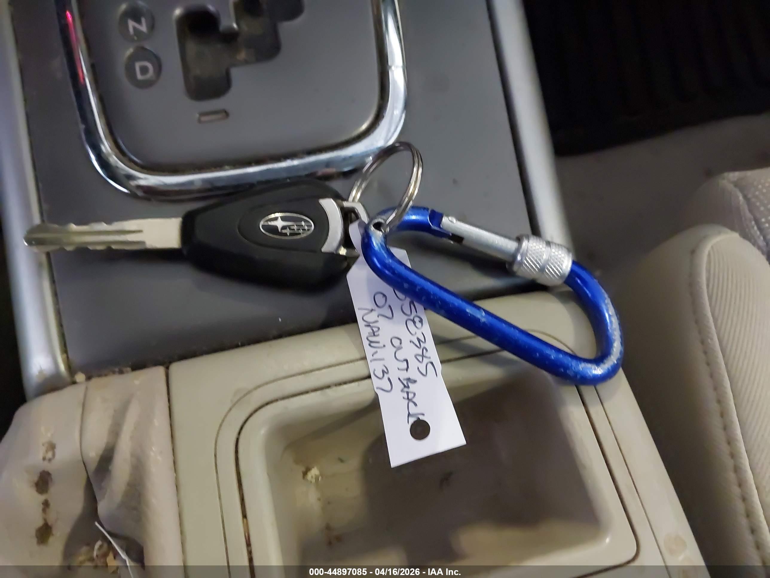 SUBARU OUTBACK image 11