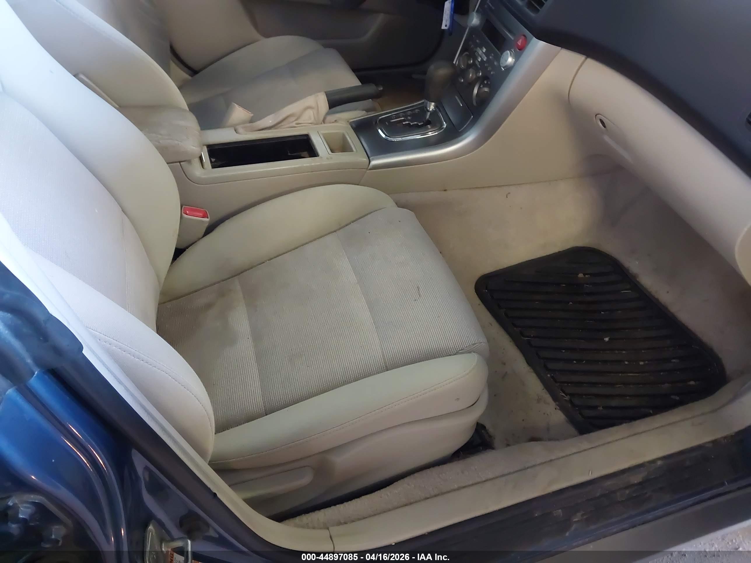 SUBARU OUTBACK image 5