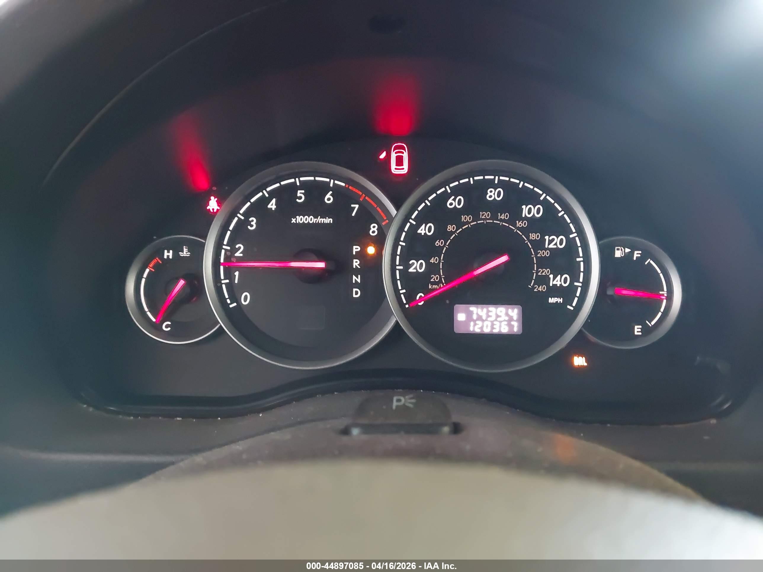SUBARU OUTBACK image 7