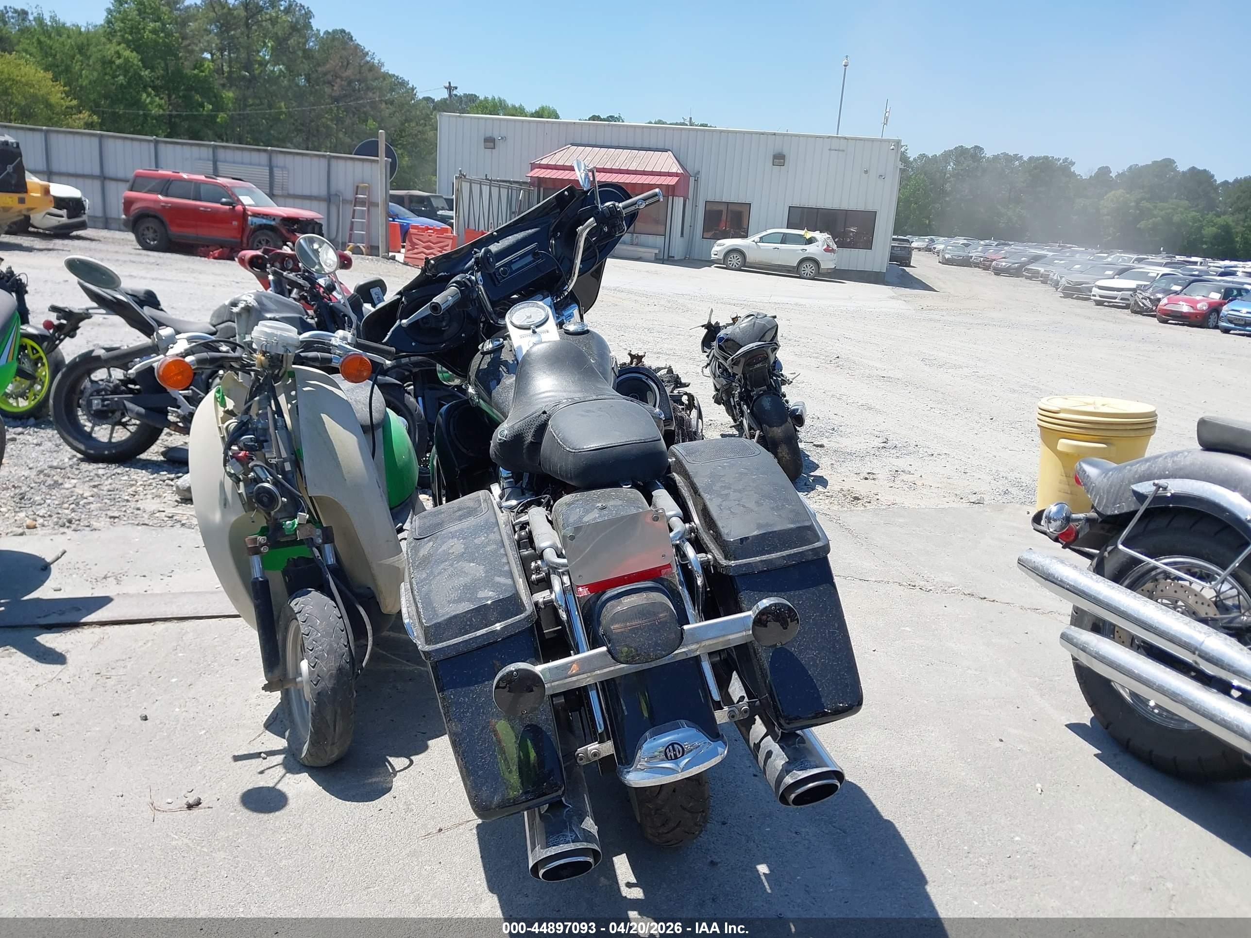 HARLEY-DAVIDSON FLHRCI image 6