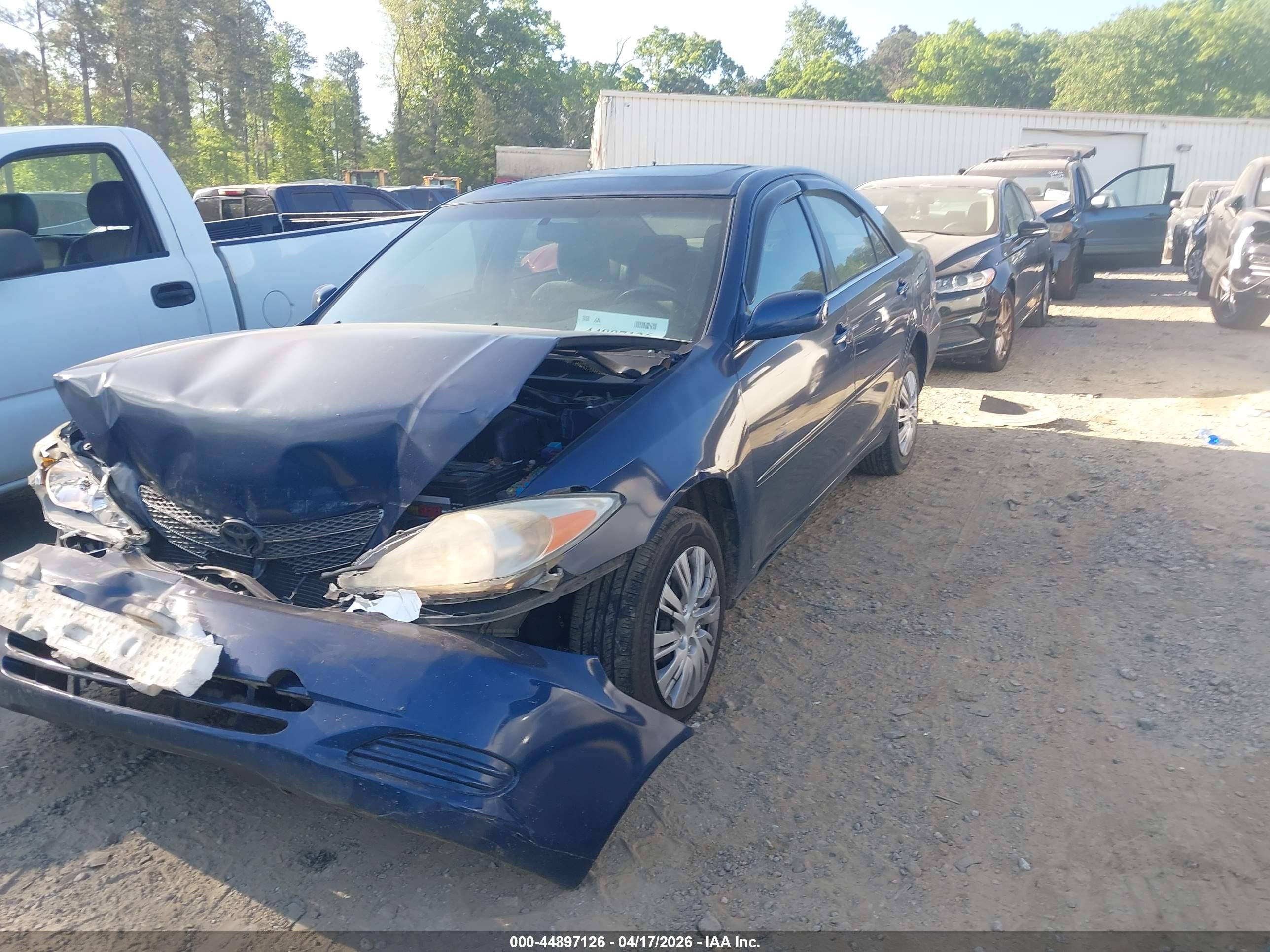 TOYOTA CAMRY image 2