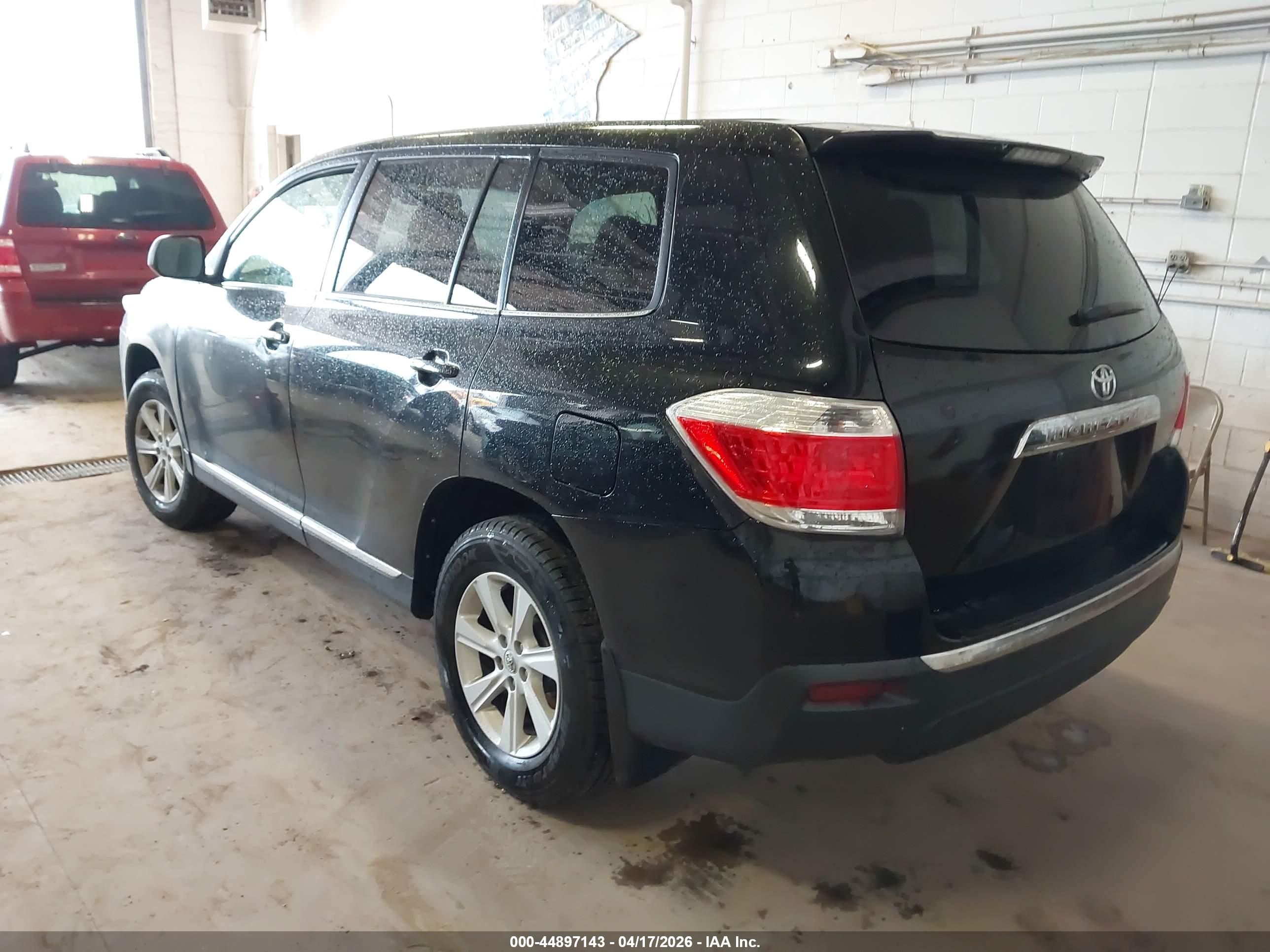 TOYOTA HIGHLANDER image 3