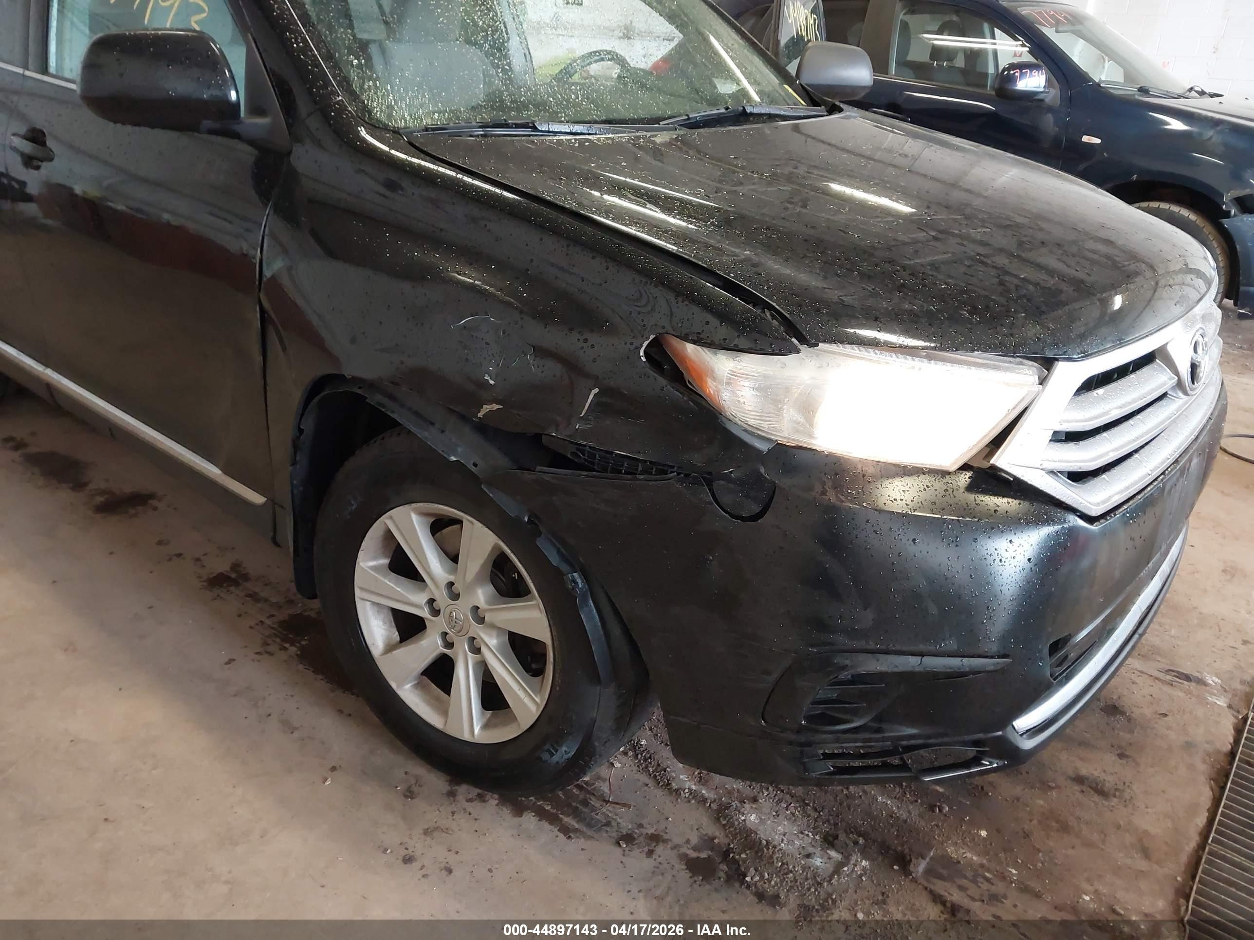 TOYOTA HIGHLANDER image 6