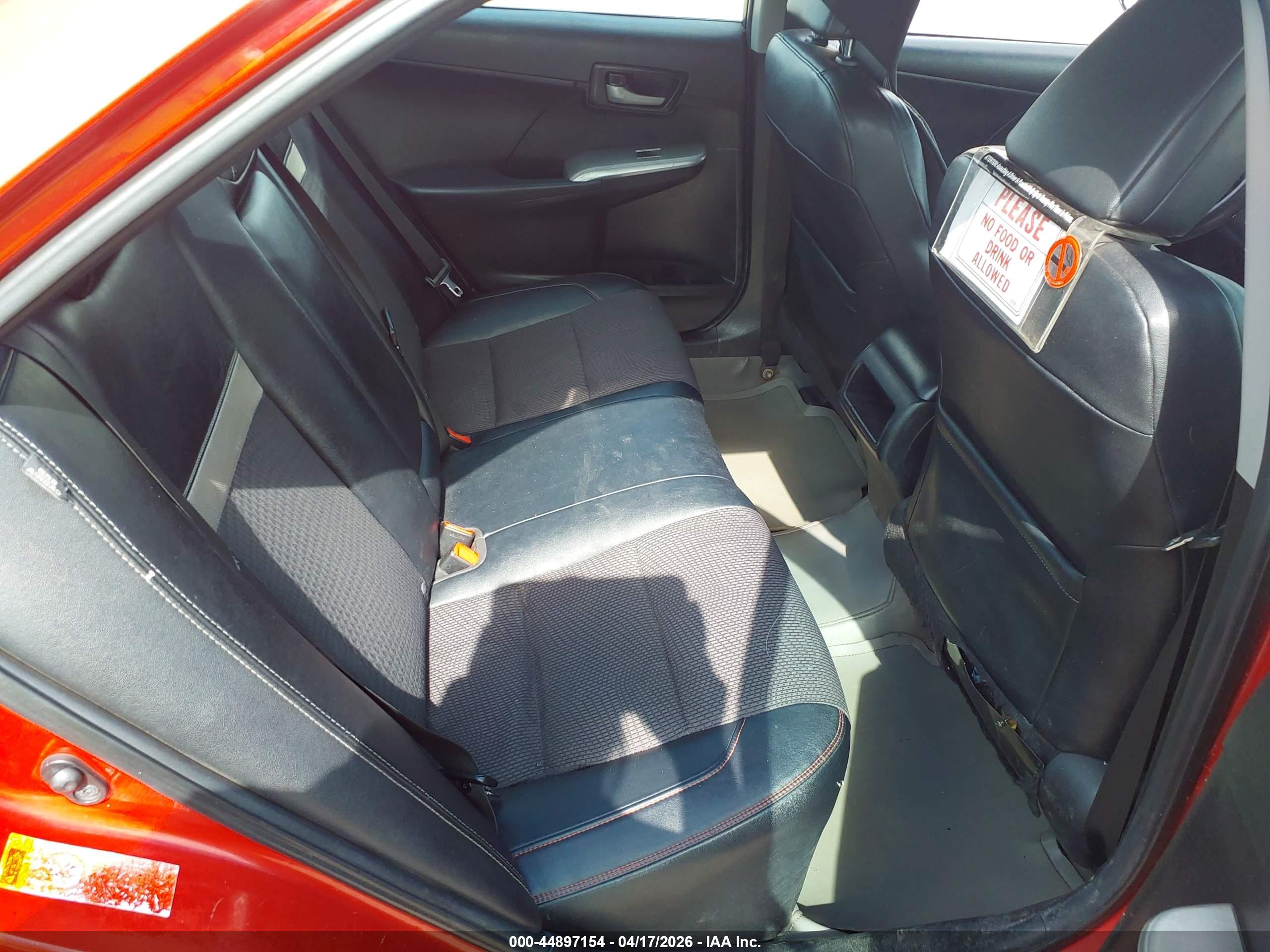 TOYOTA CAMRY image 8
