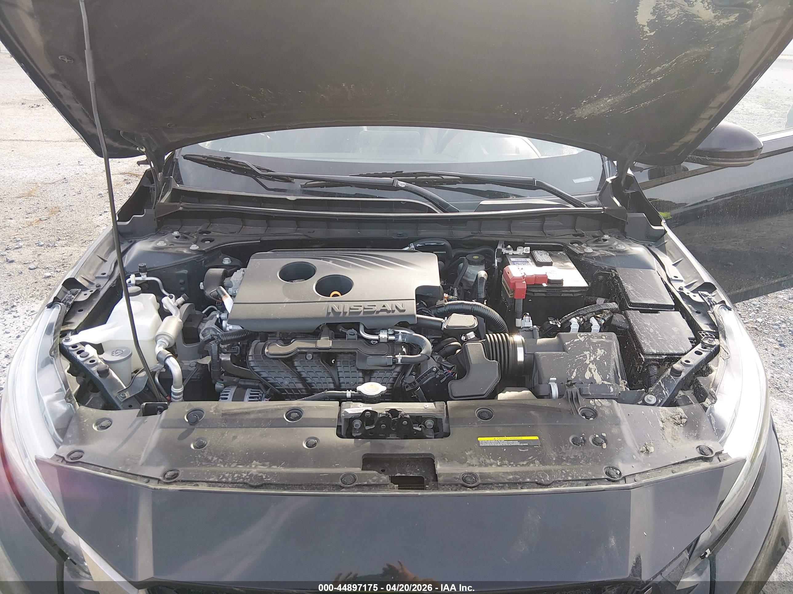 NISSAN ALTIMA image 10