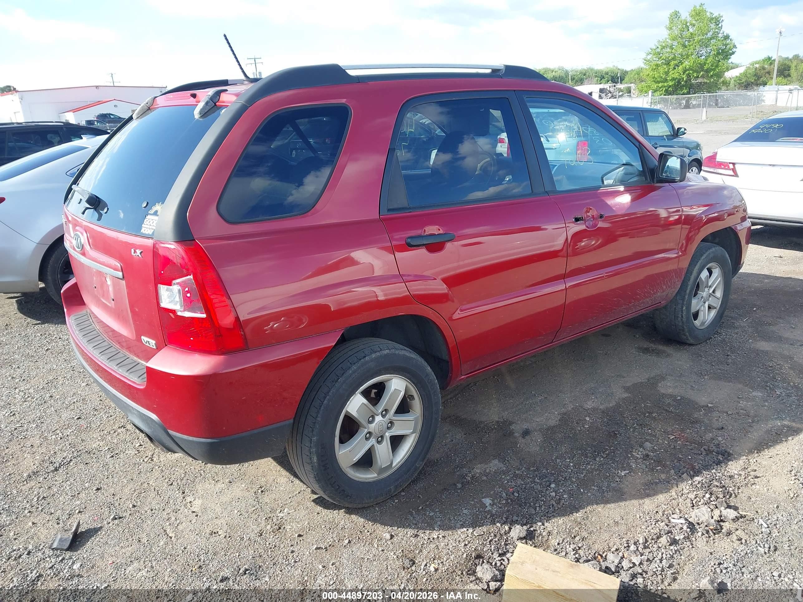 KIA SPORTAGE image 4