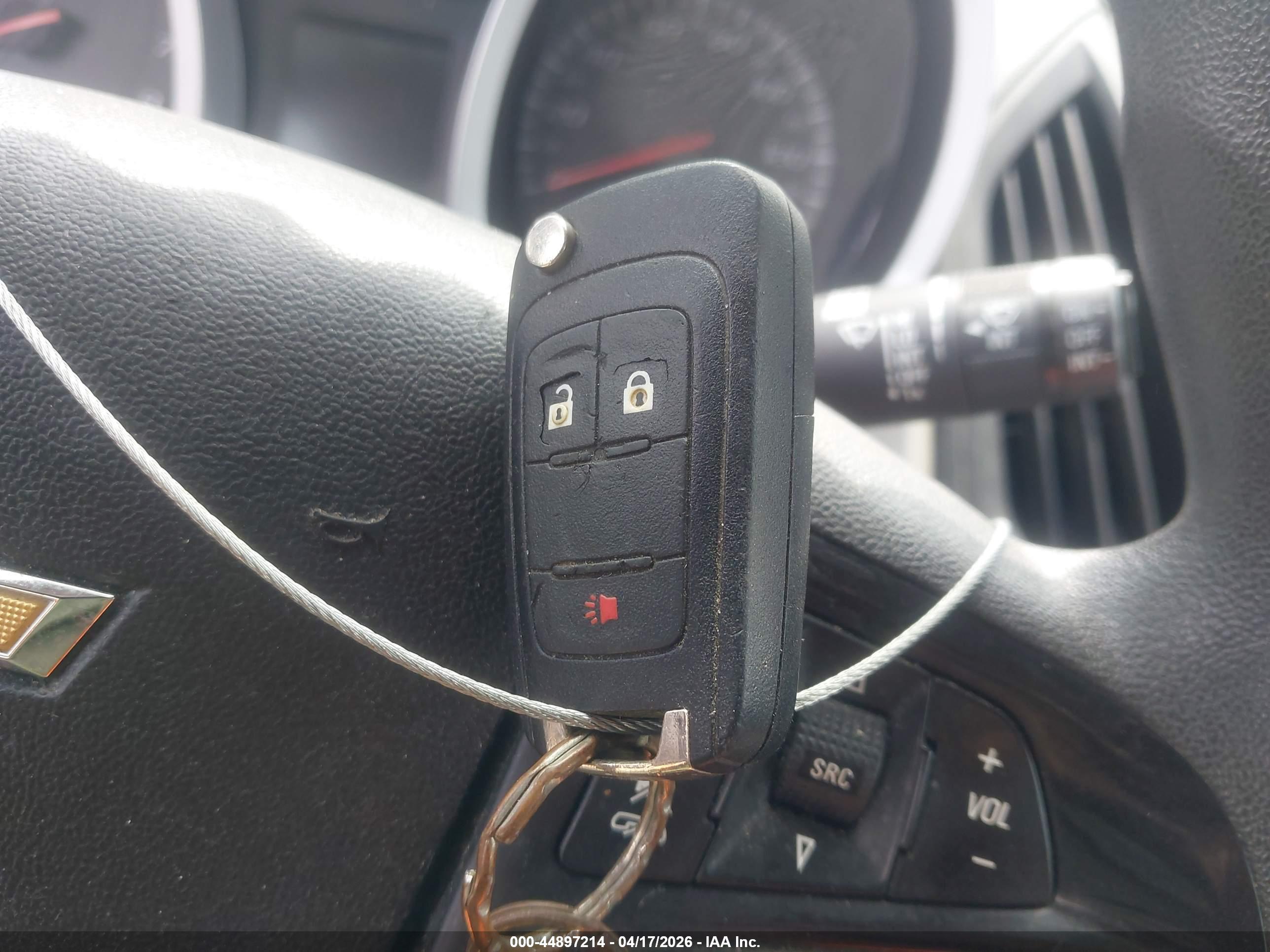 CHEVROLET EQUINOX image 11