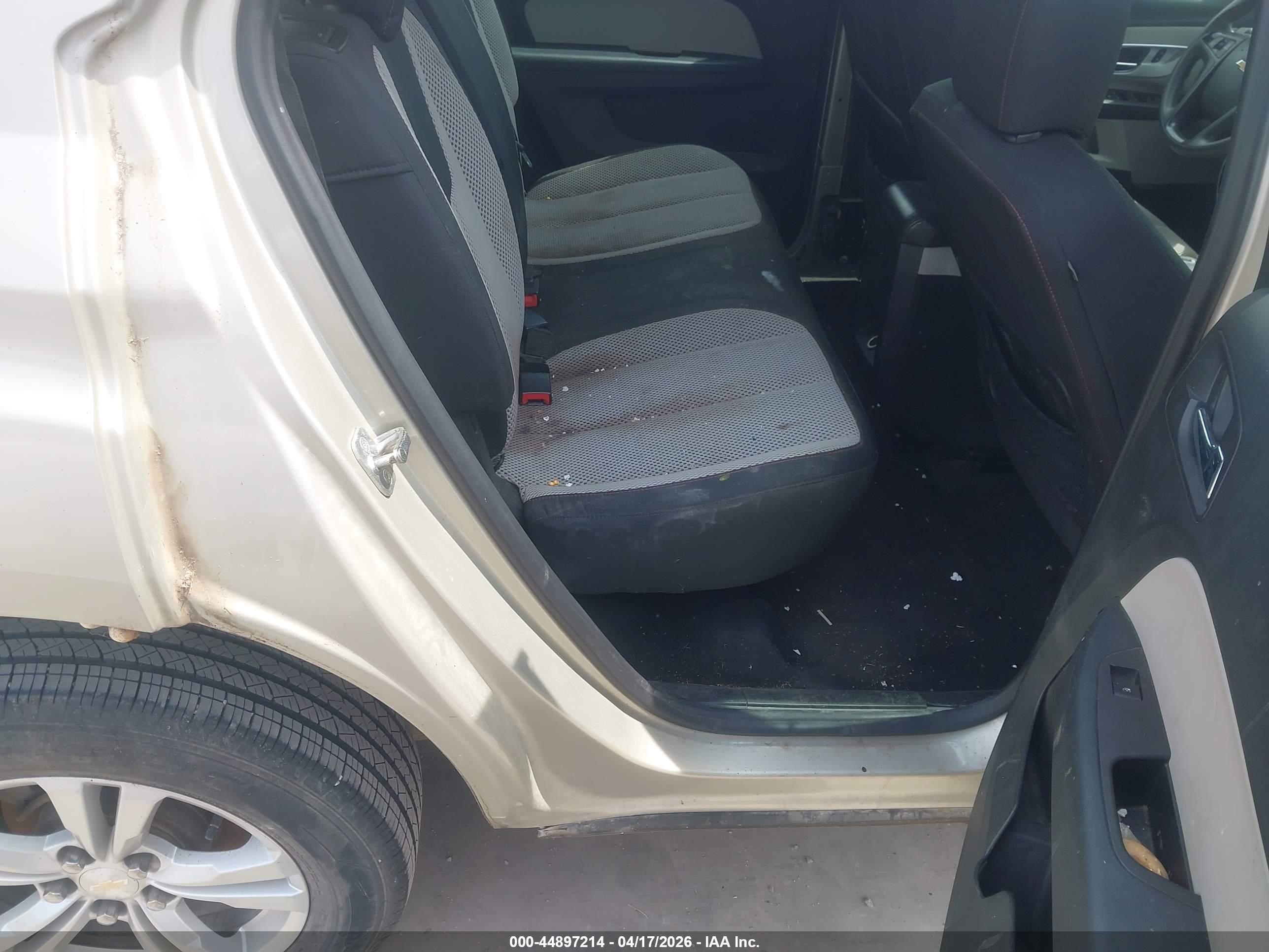 CHEVROLET EQUINOX image 8