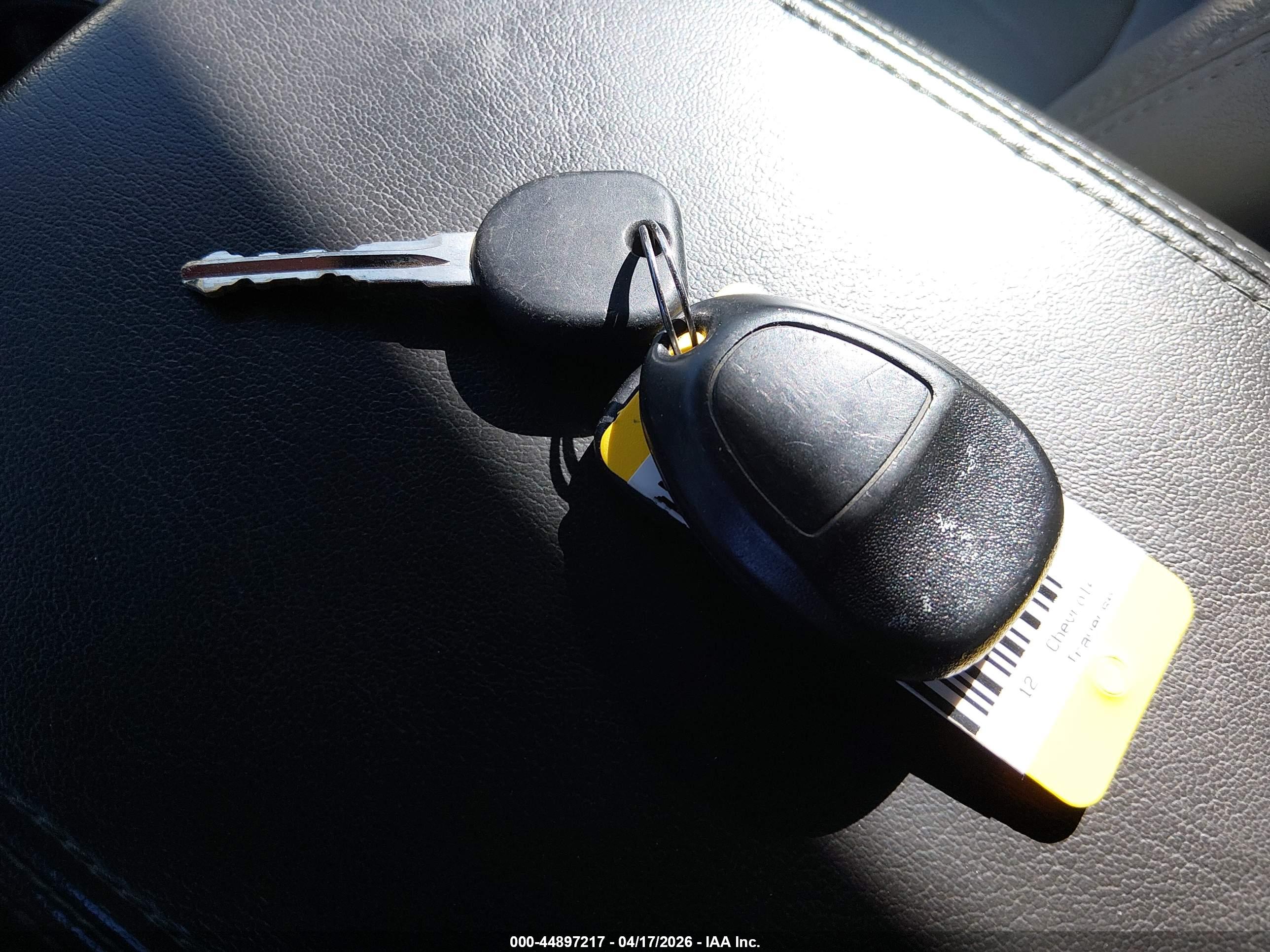 CHEVROLET TRAVERSE image 11
