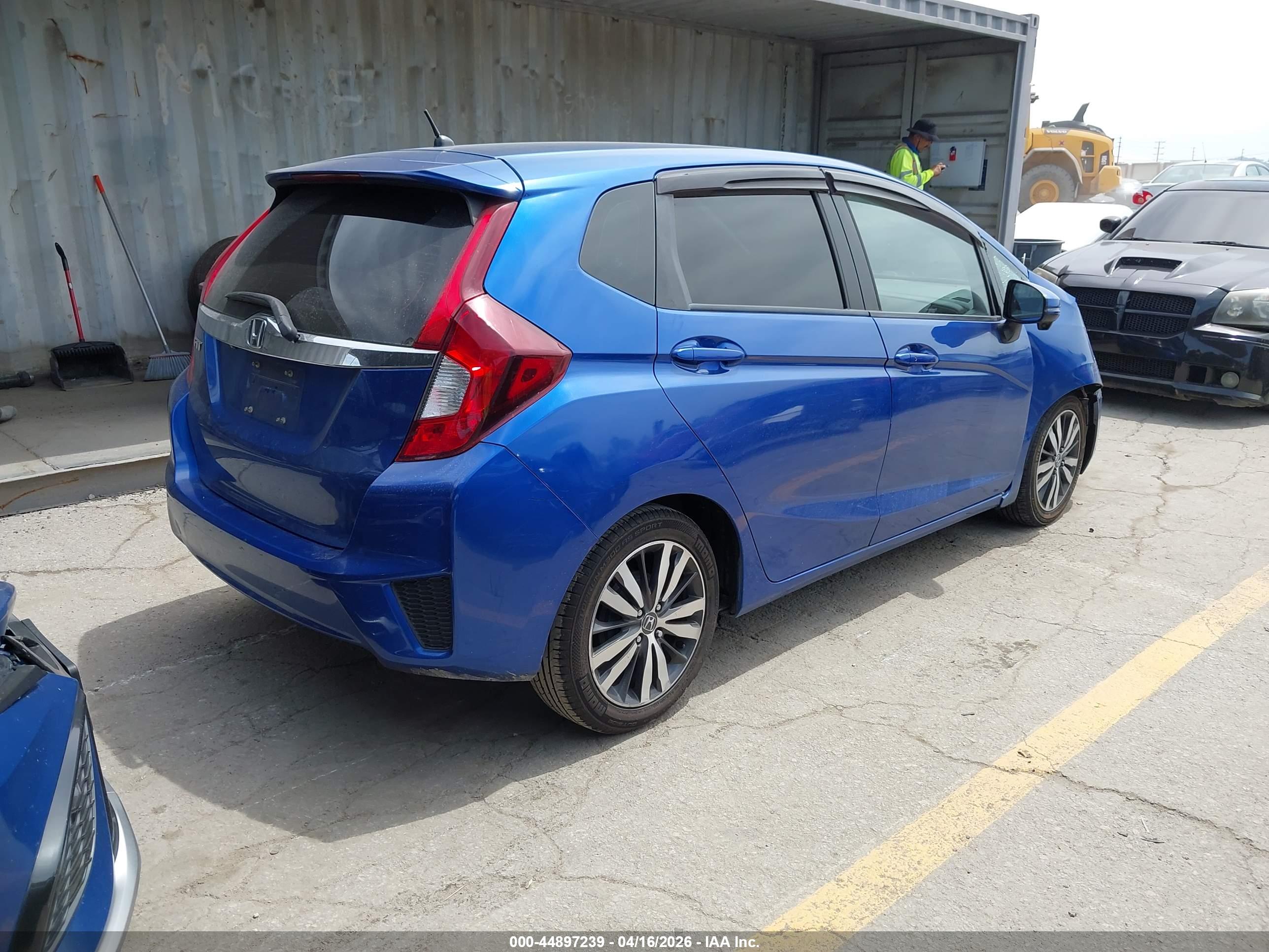 HONDA FIT image 4