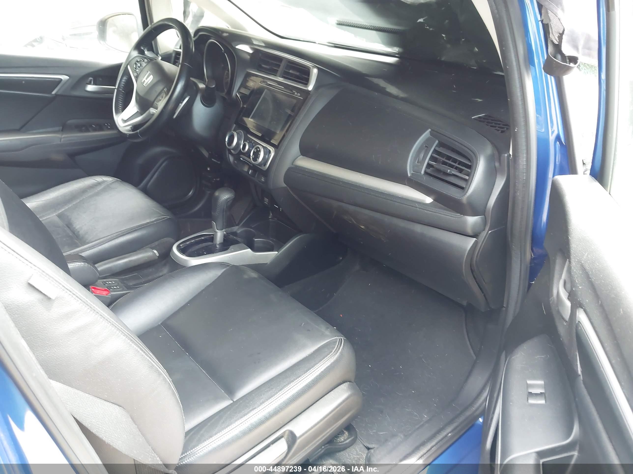 HONDA FIT image 5
