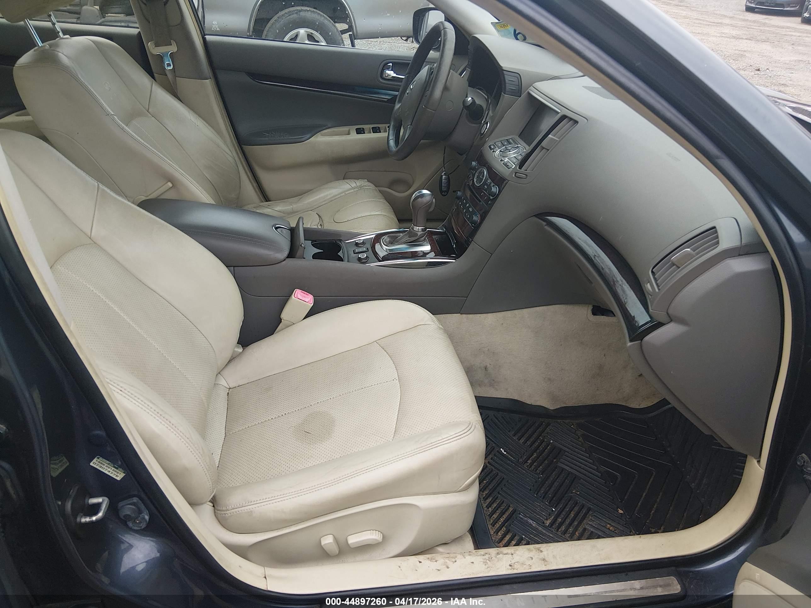 INFINITI G37X image 5