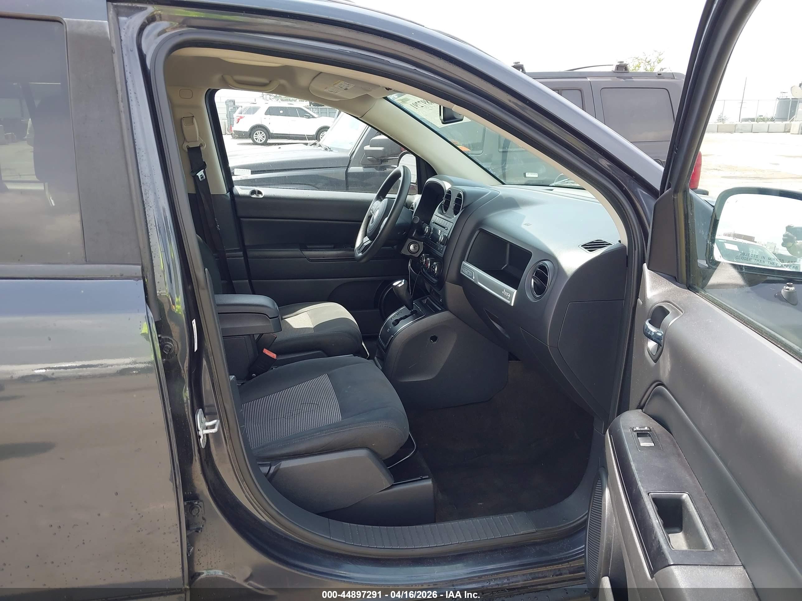 JEEP COMPASS image 5