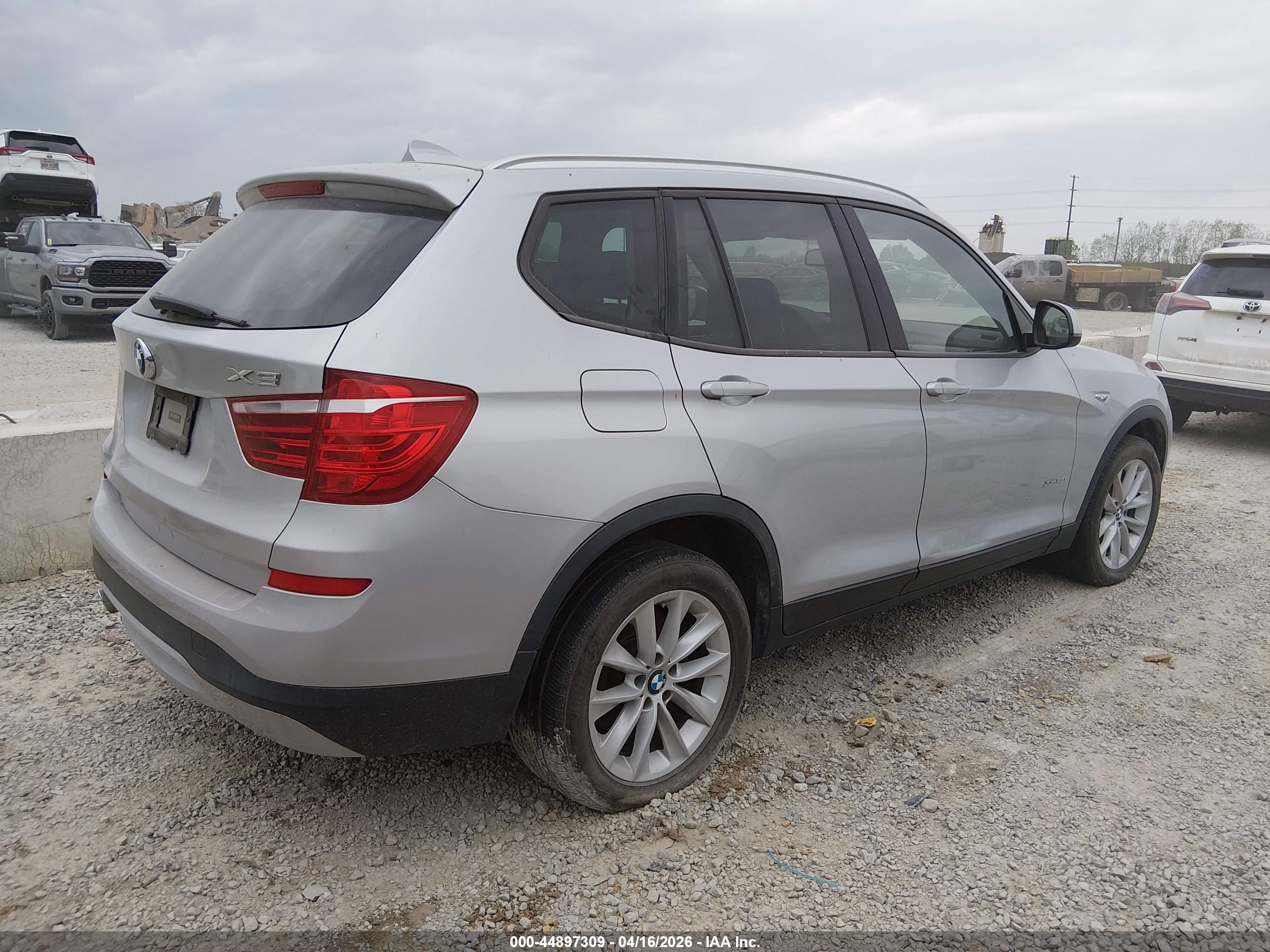 BMW X3 image 4