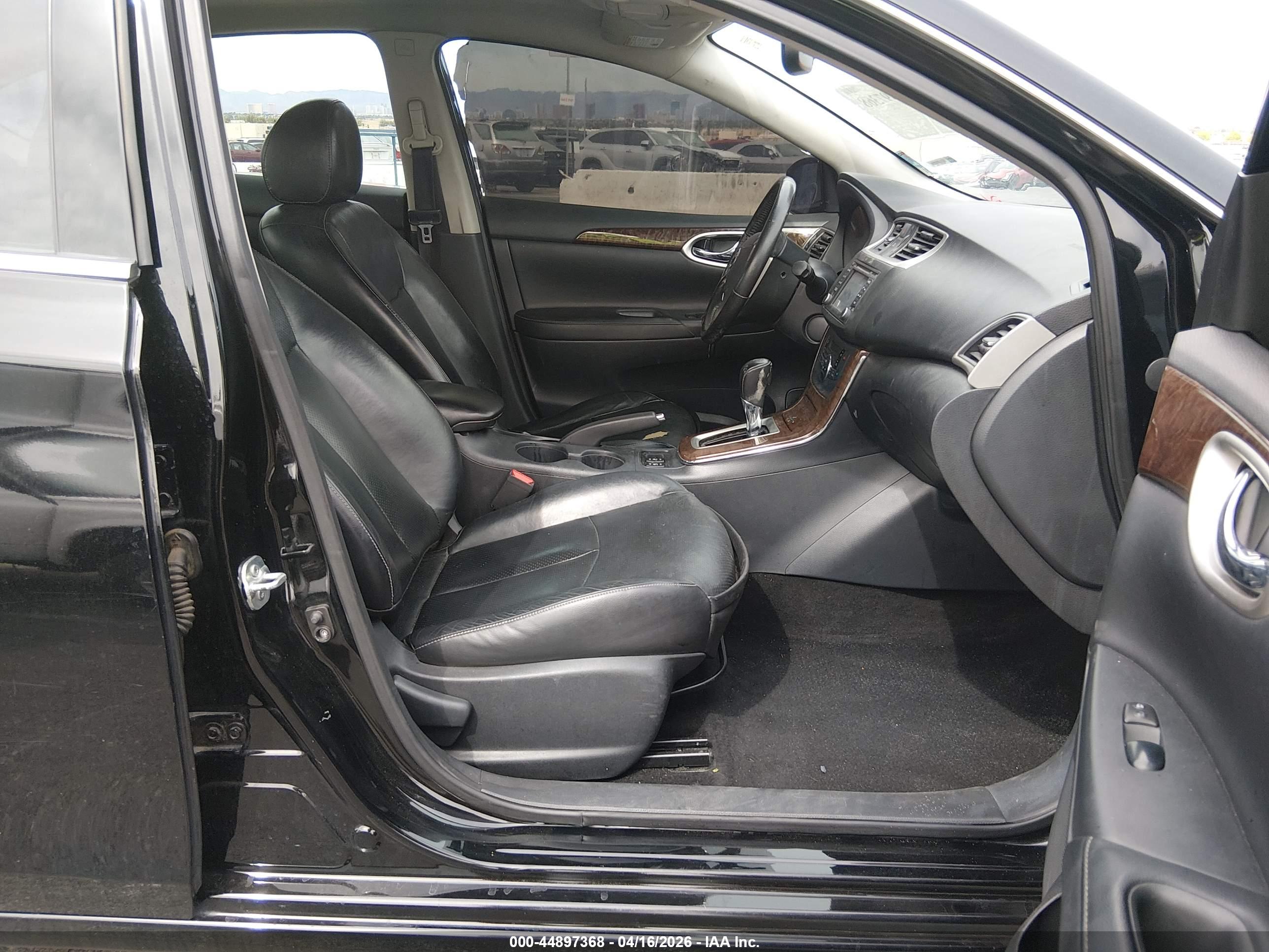 NISSAN SENTRA image 5