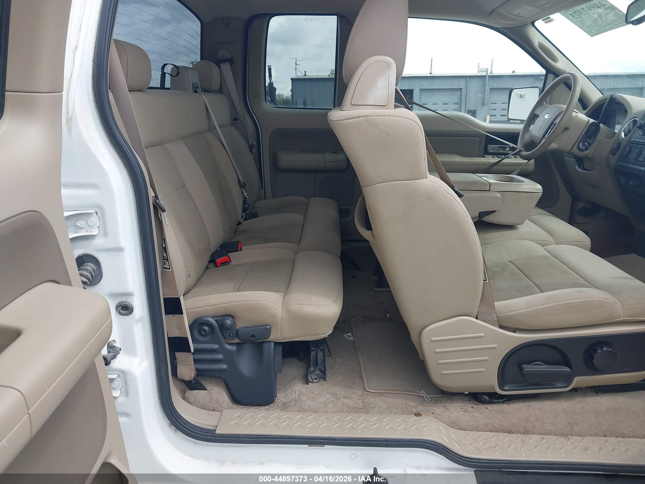FORD F-150 image 8