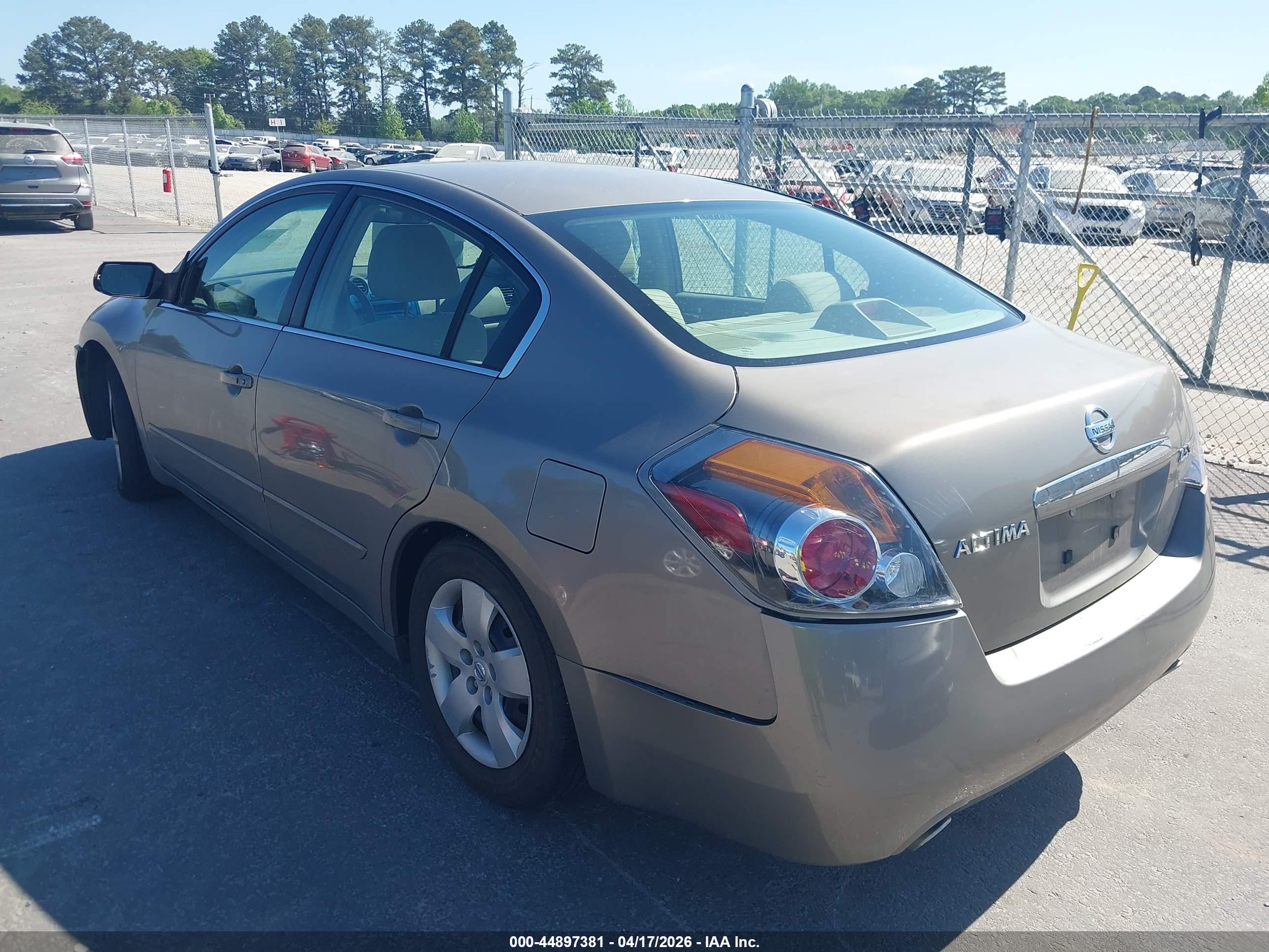 NISSAN ALTIMA image 3