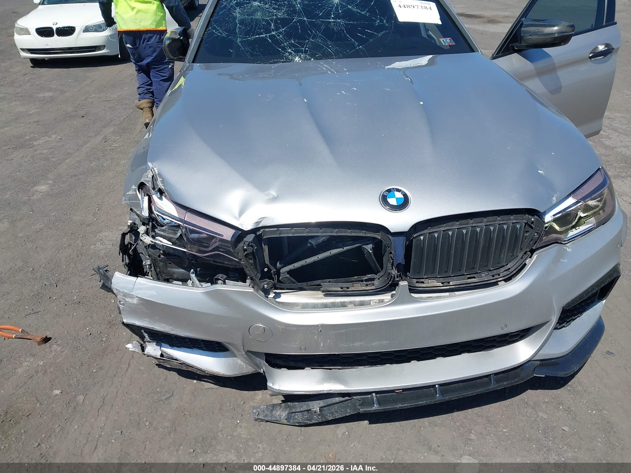 BMW M550I image 6