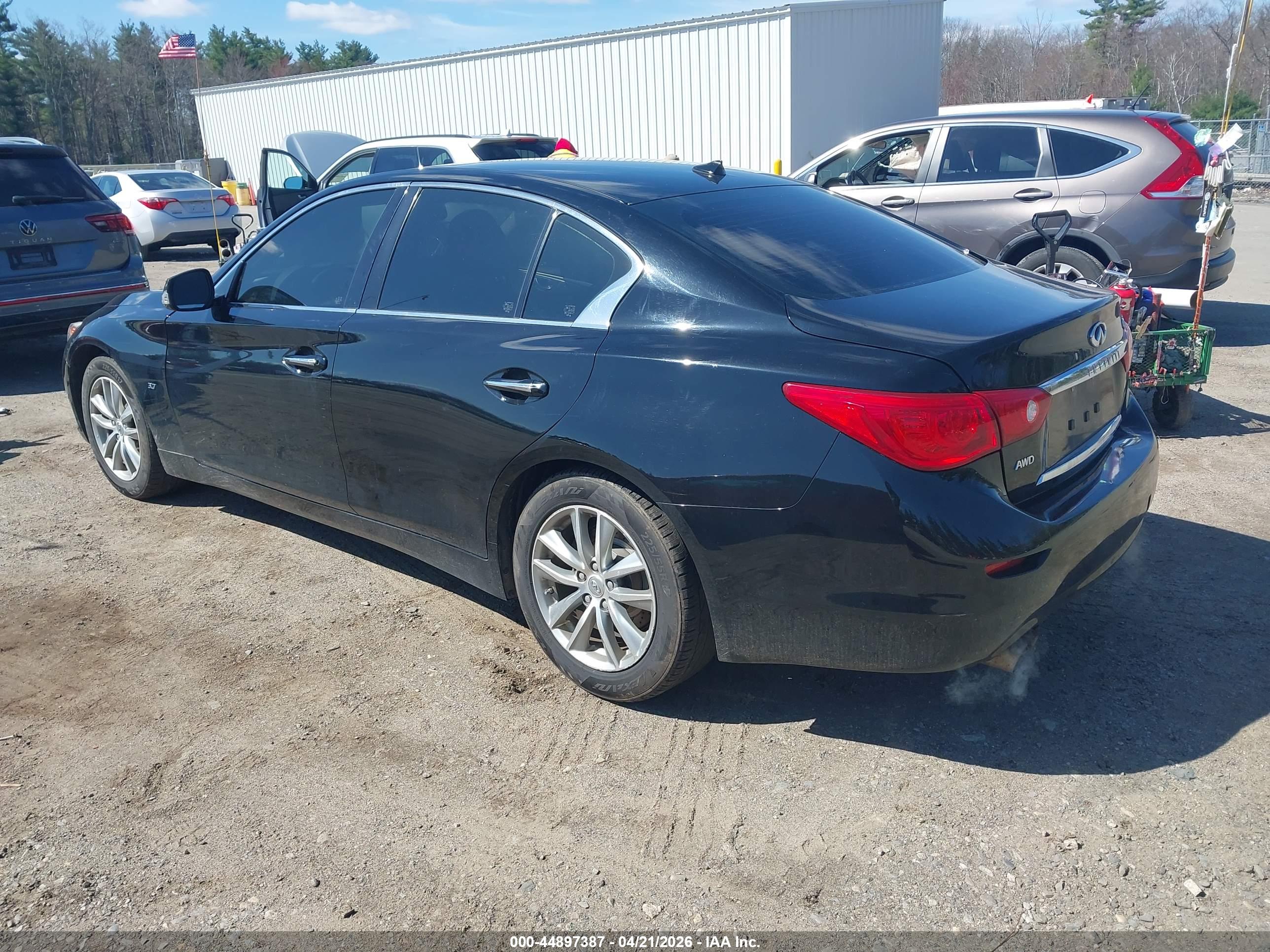 INFINITI Q50 image 3