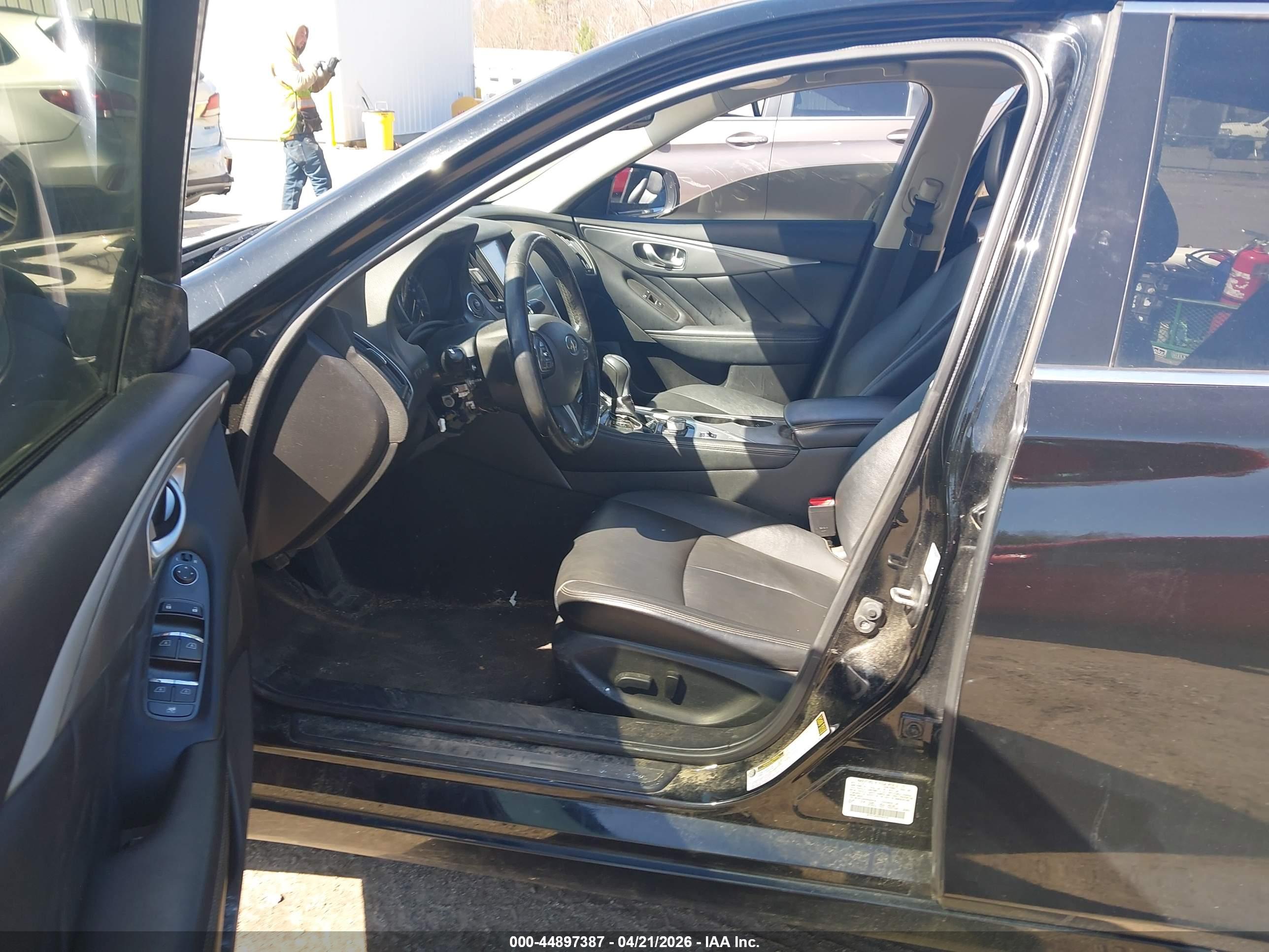 INFINITI Q50 image 5