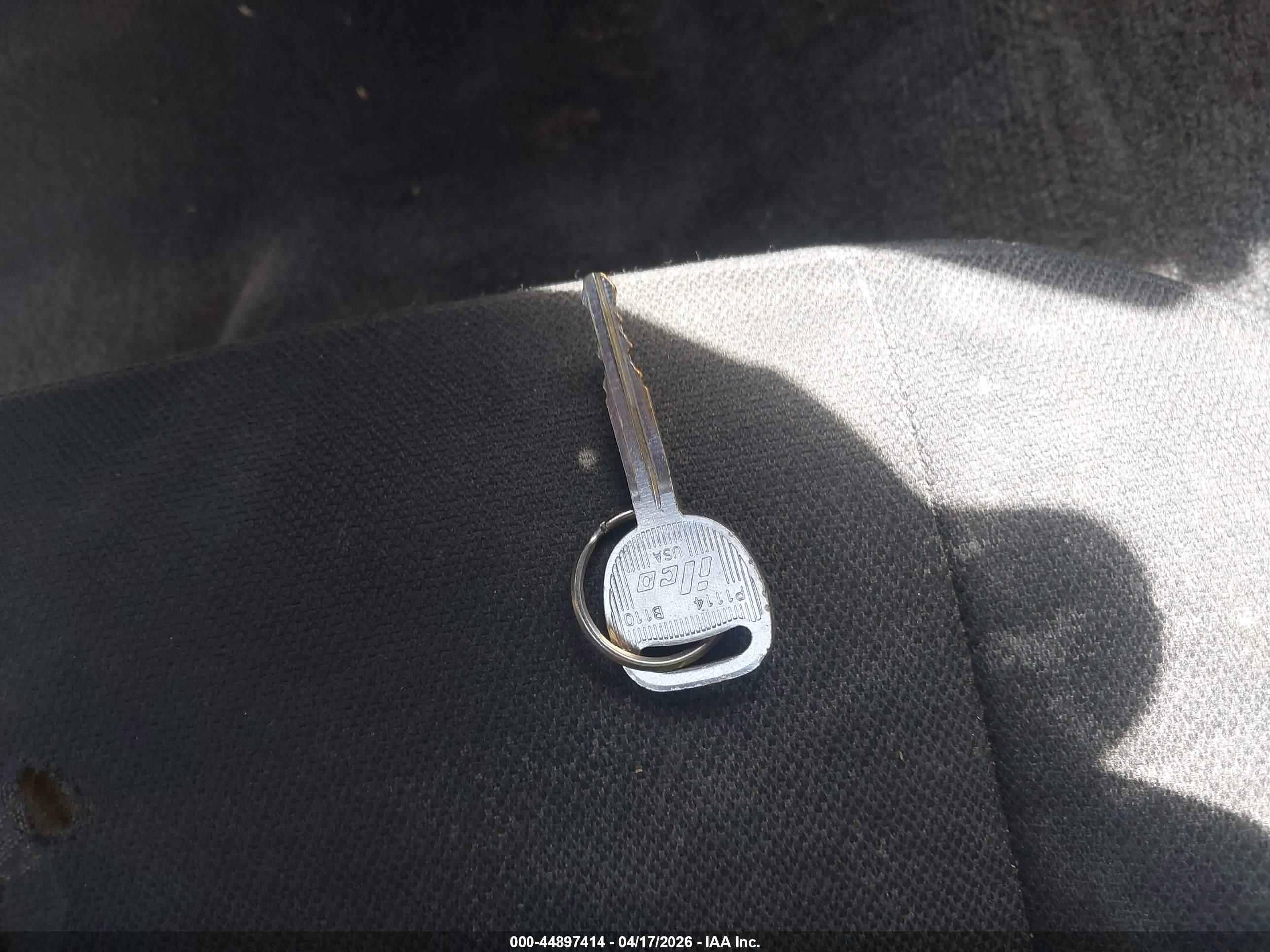 GMC CANYON image 11