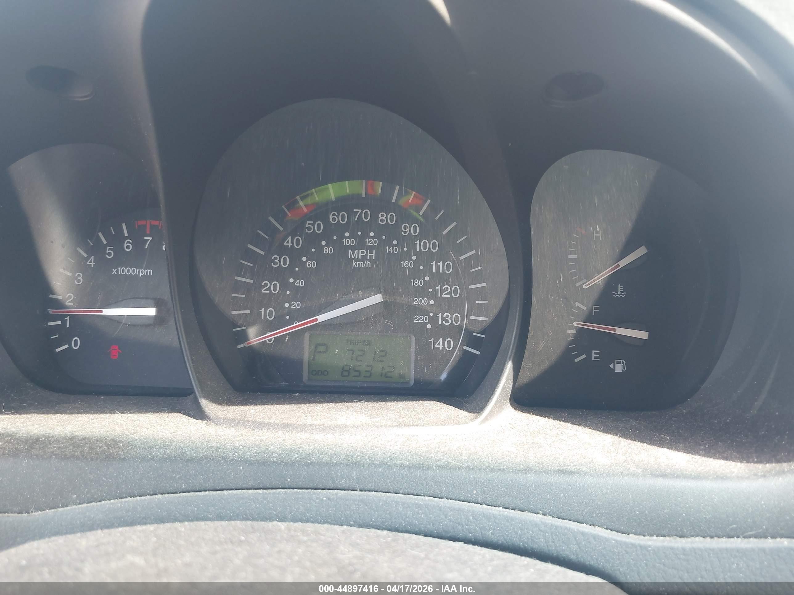 KIA SPECTRA image 7
