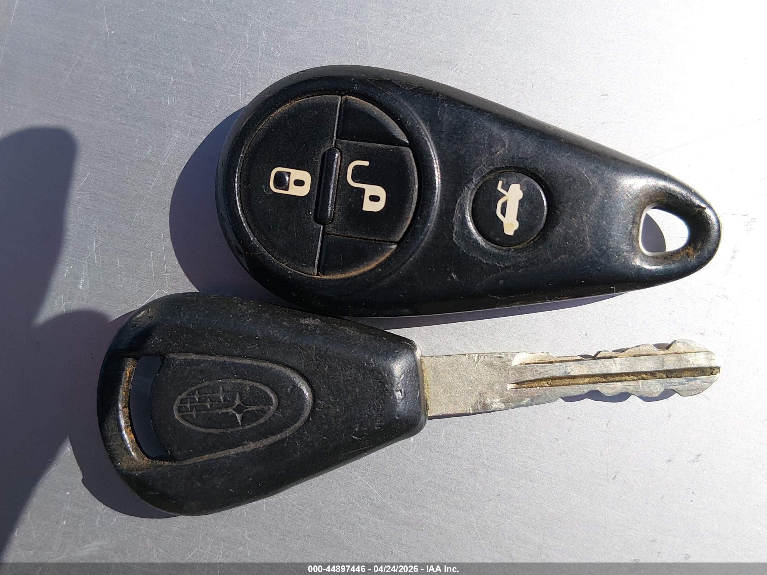 SUBARU B9 image 11