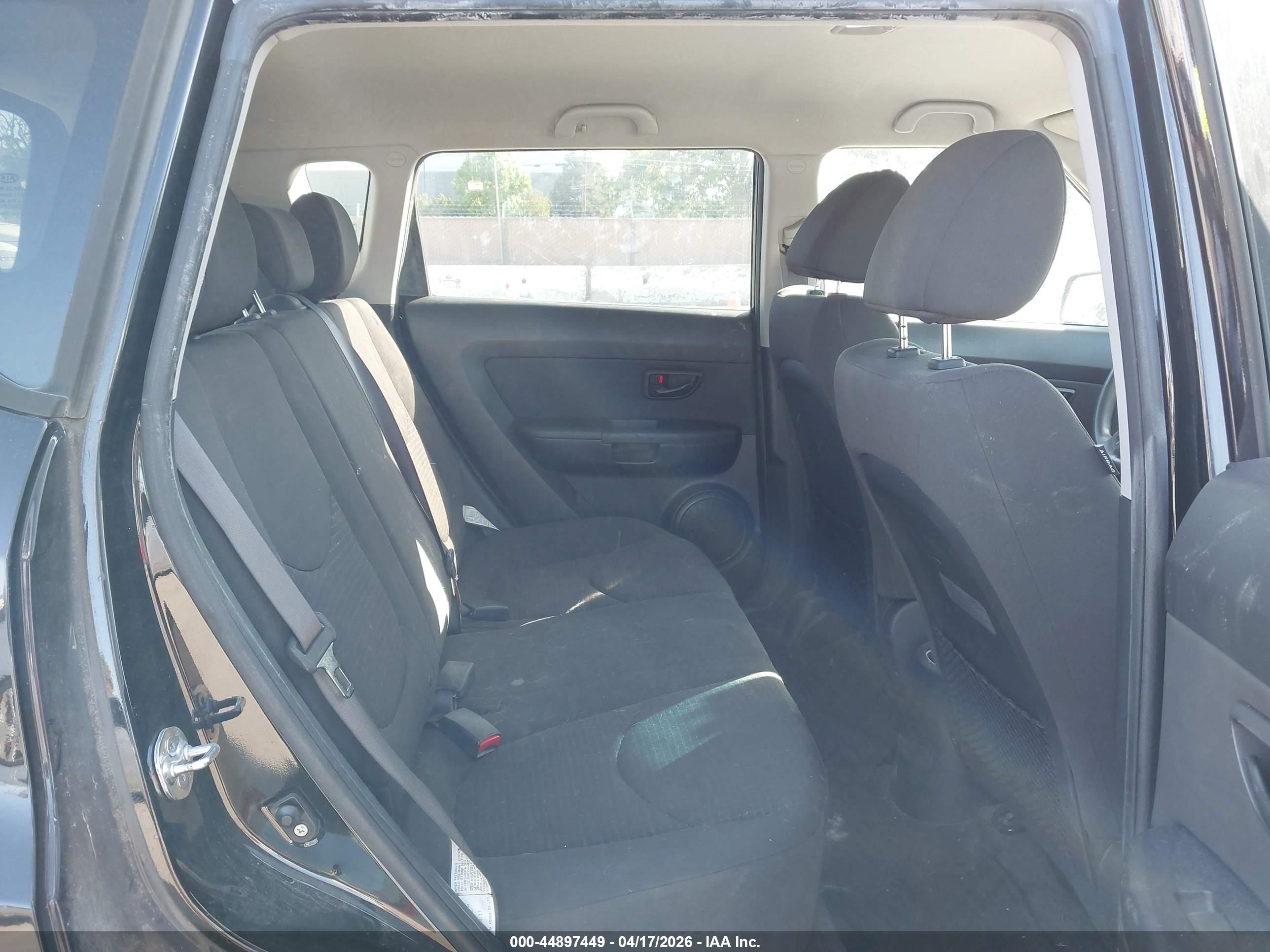 KIA SOUL image 8