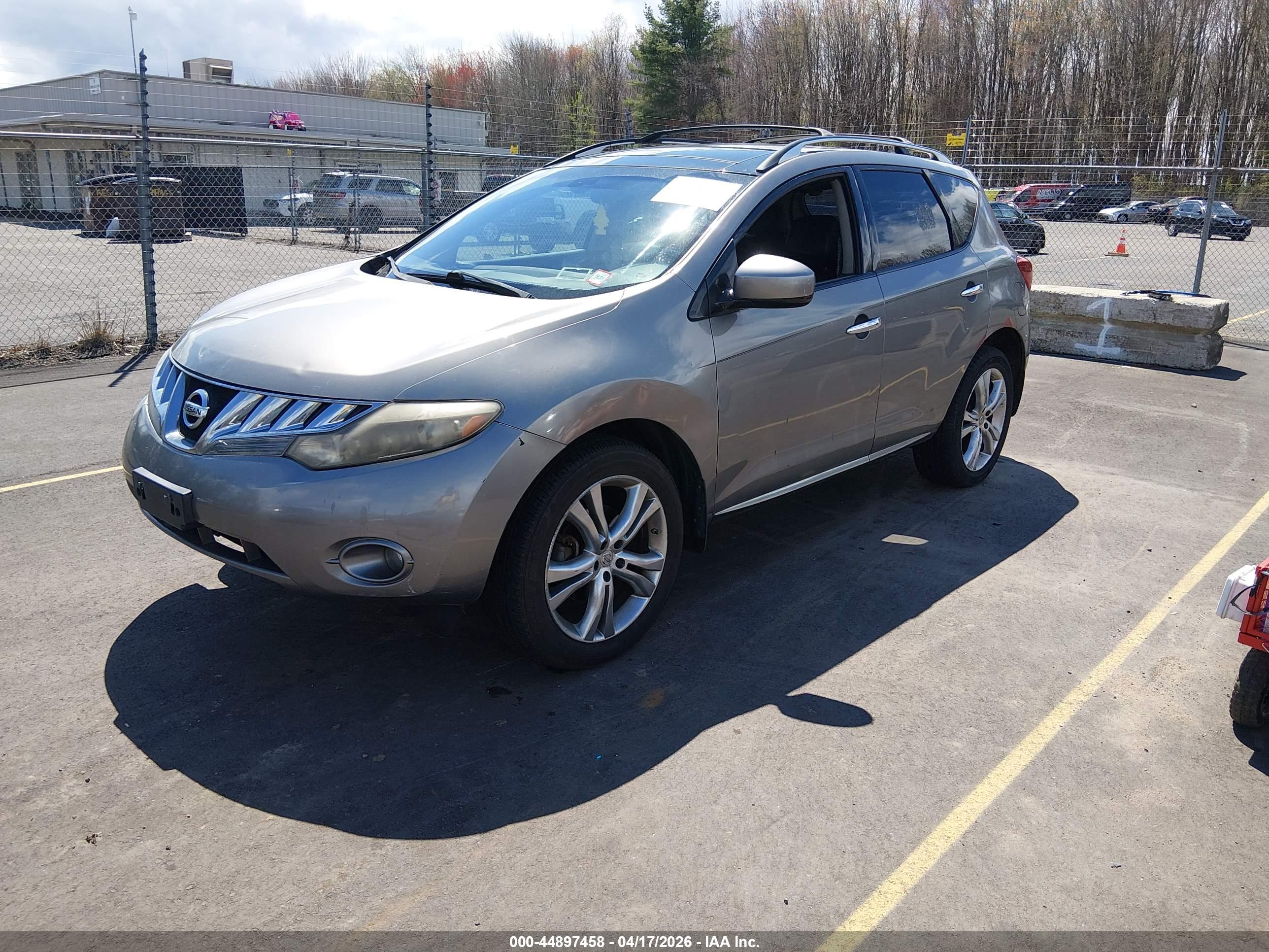 NISSAN MURANO image 2