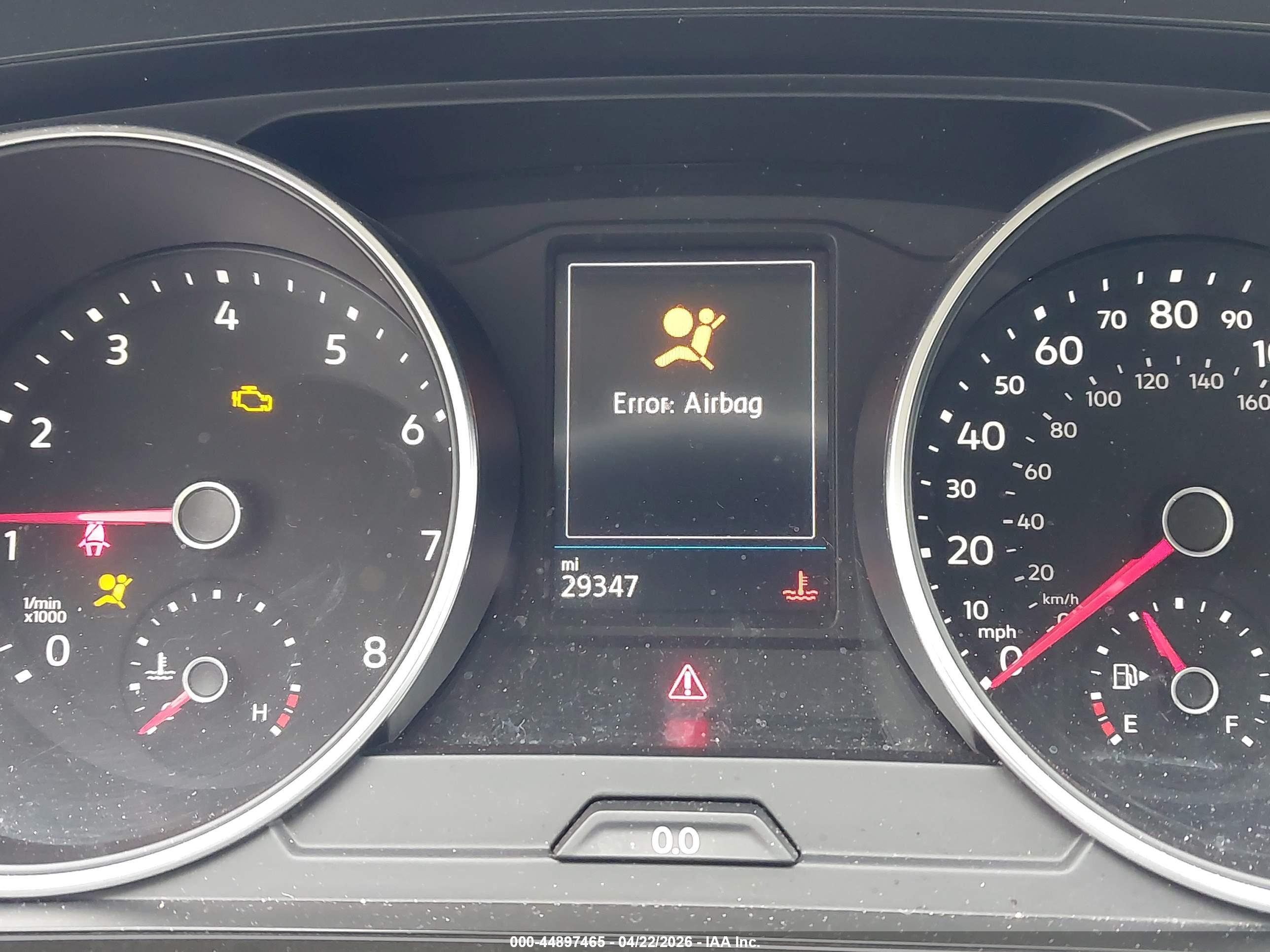 VOLKSWAGEN TIGUAN image 7