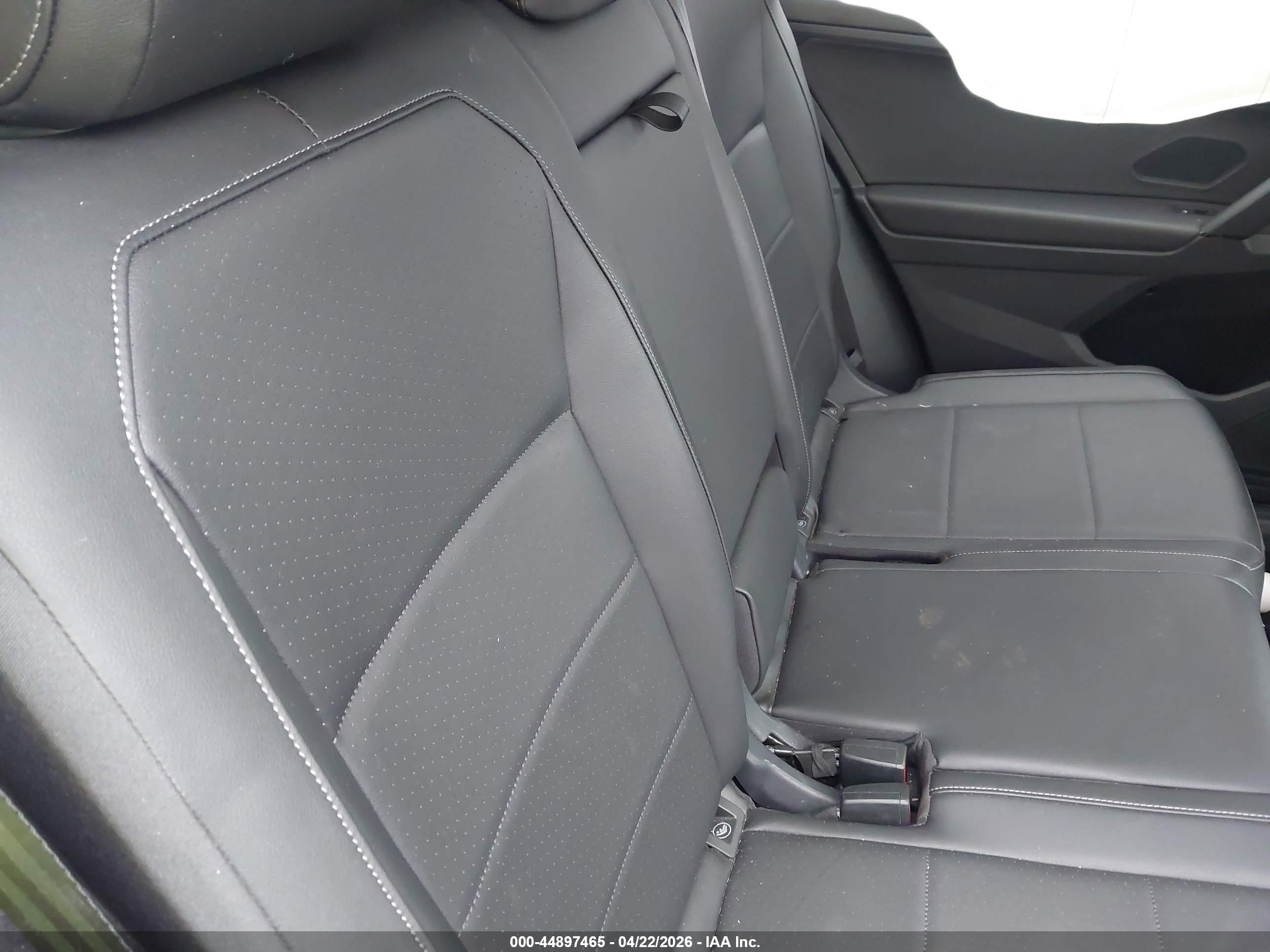 VOLKSWAGEN TIGUAN image 8