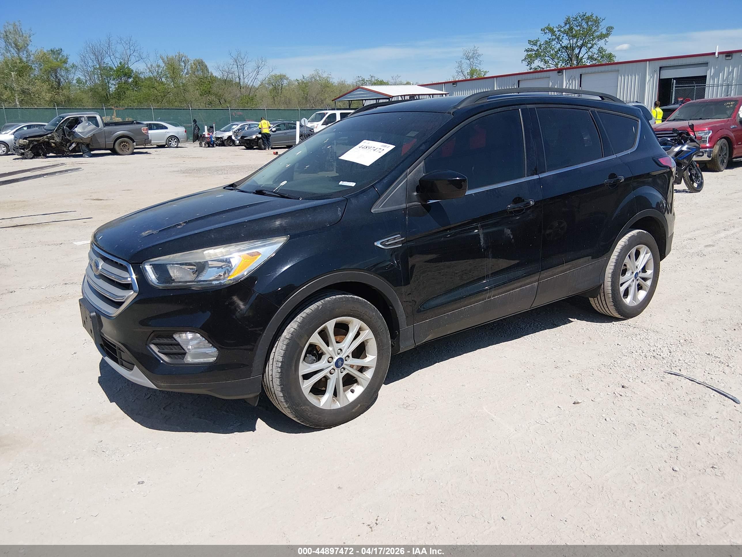 FORD ESCAPE image 2